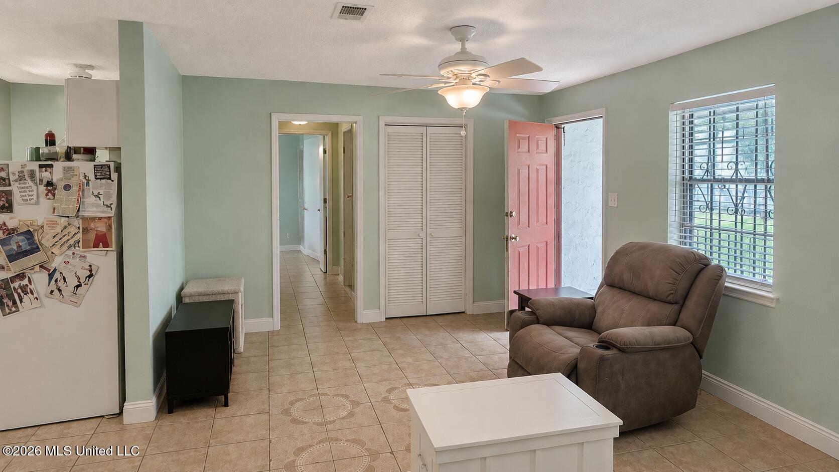 15216 Lawton Drive Property Photo 5