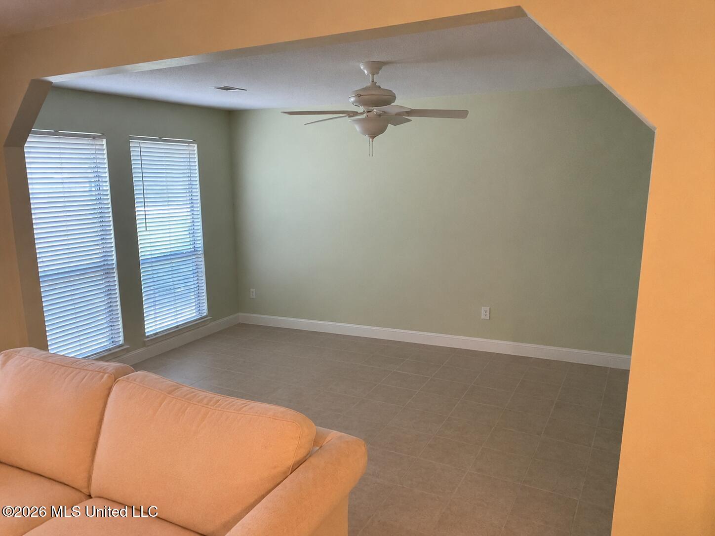 15216 Lawton Drive Property Photo 7