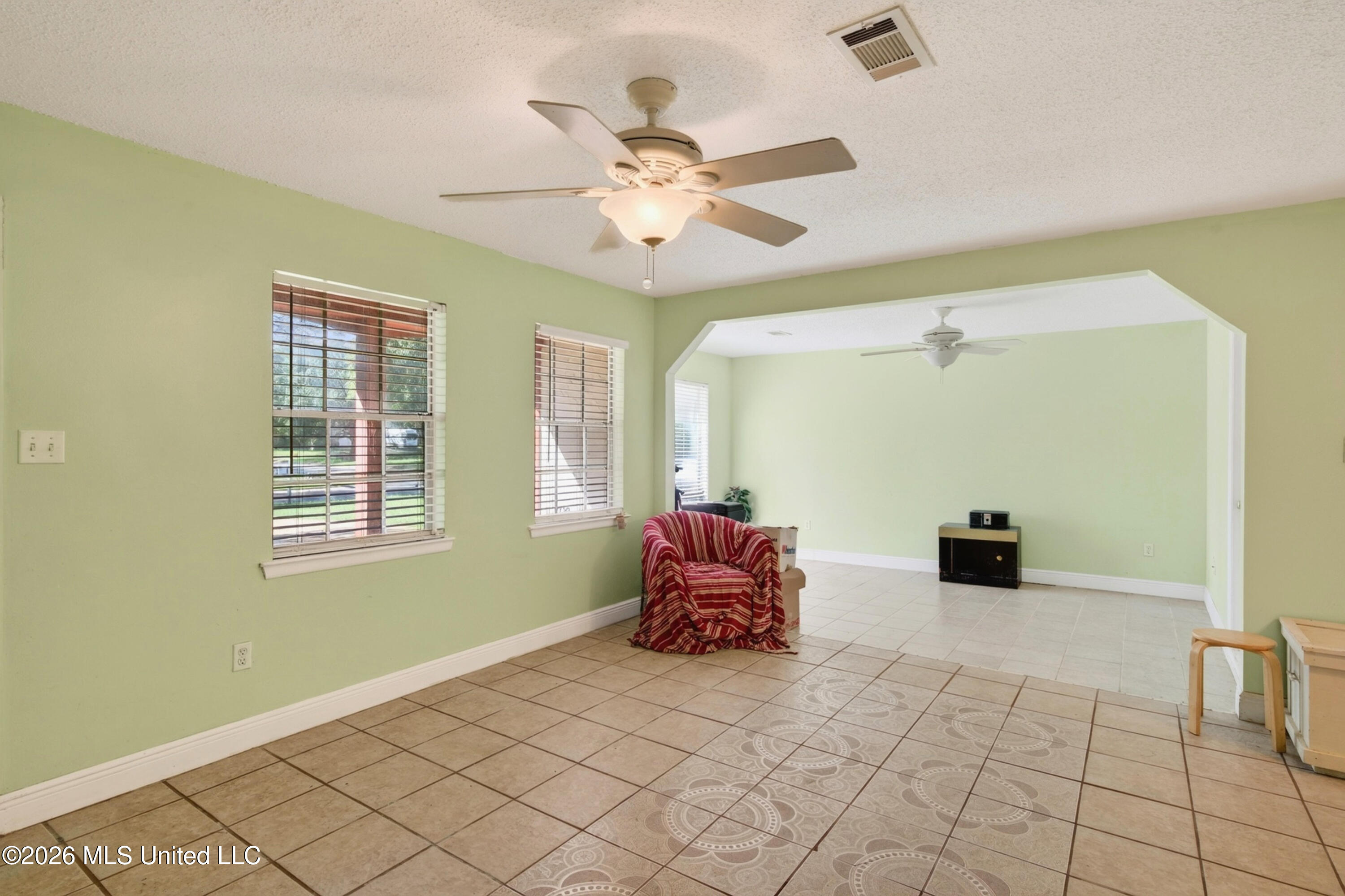 15216 Lawton Drive Property Photo 7