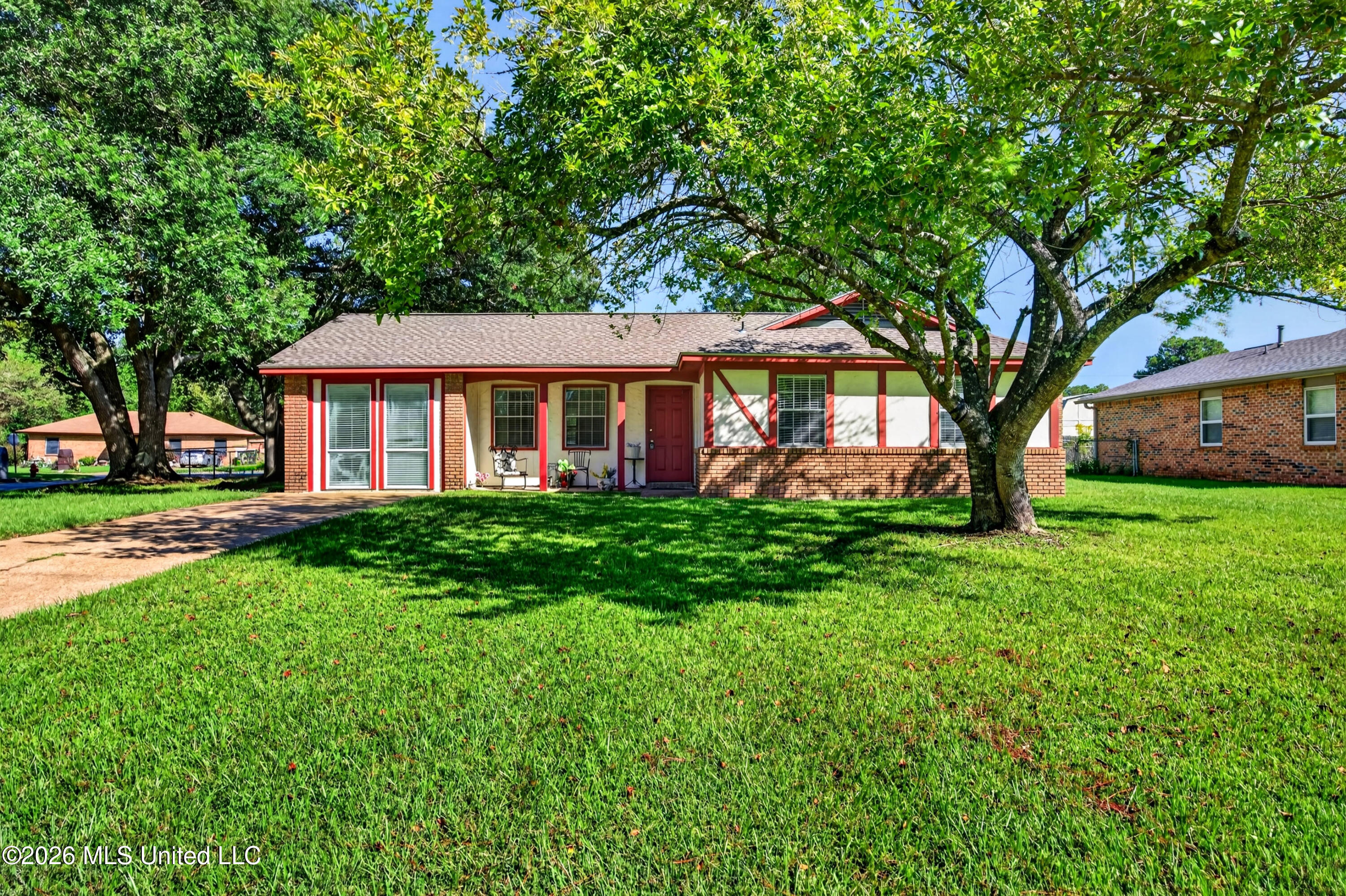 15216 Lawton Drive Property Photo 9
