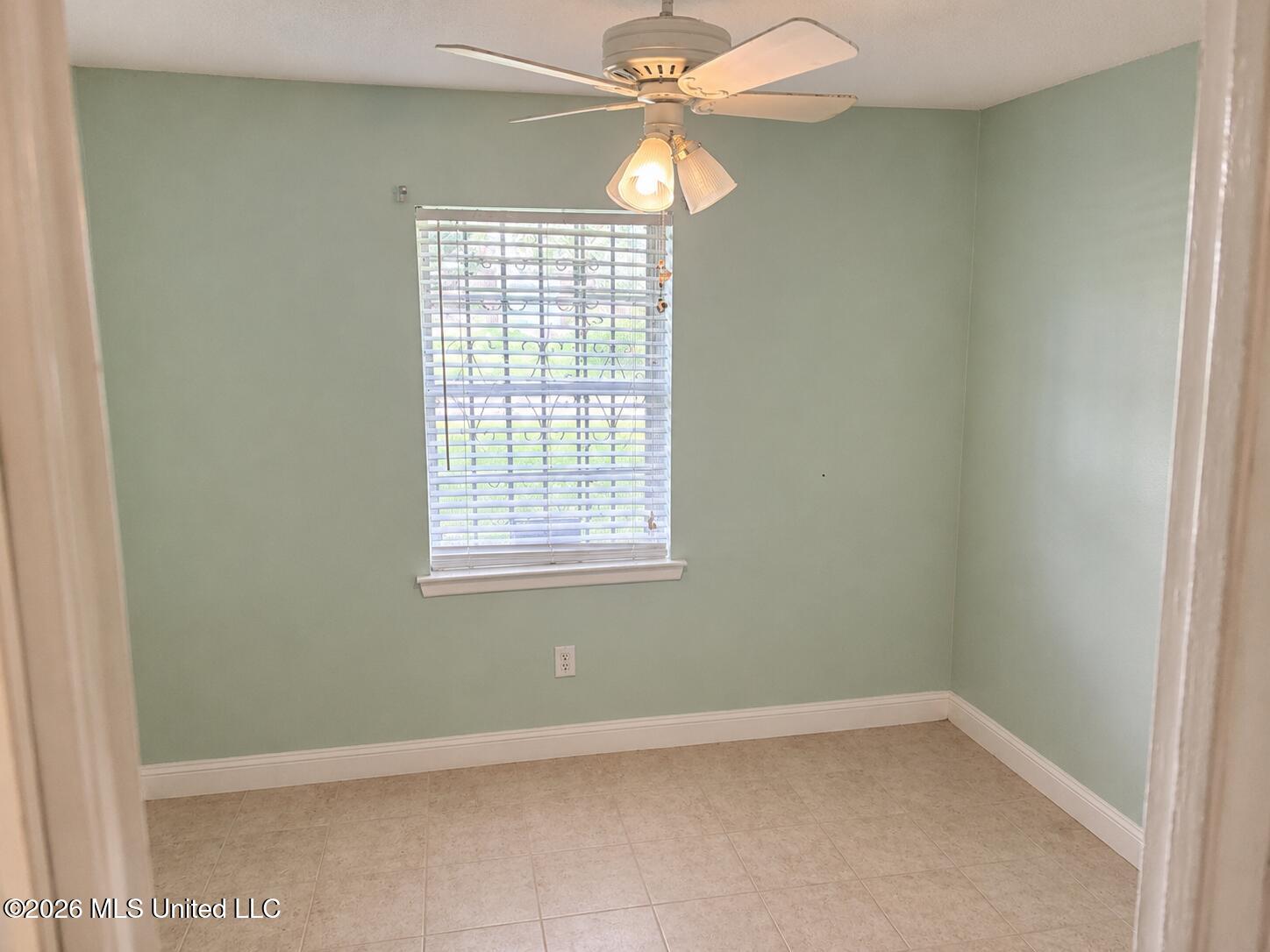 15216 Lawton Drive Property Photo 15