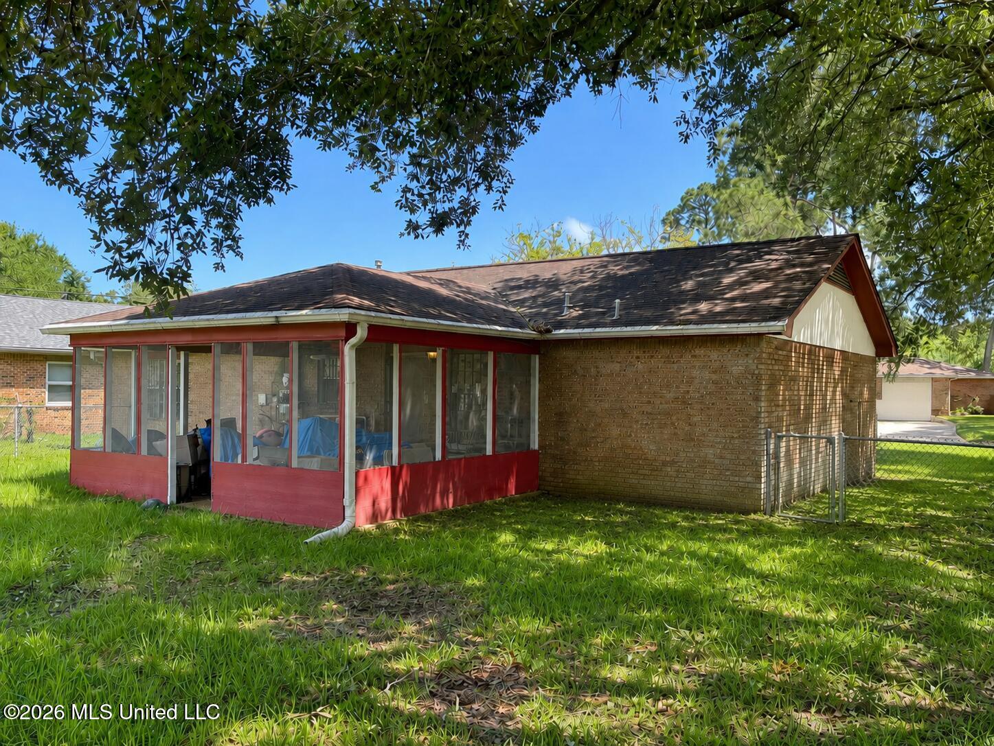 15216 Lawton Drive Property Photo 20