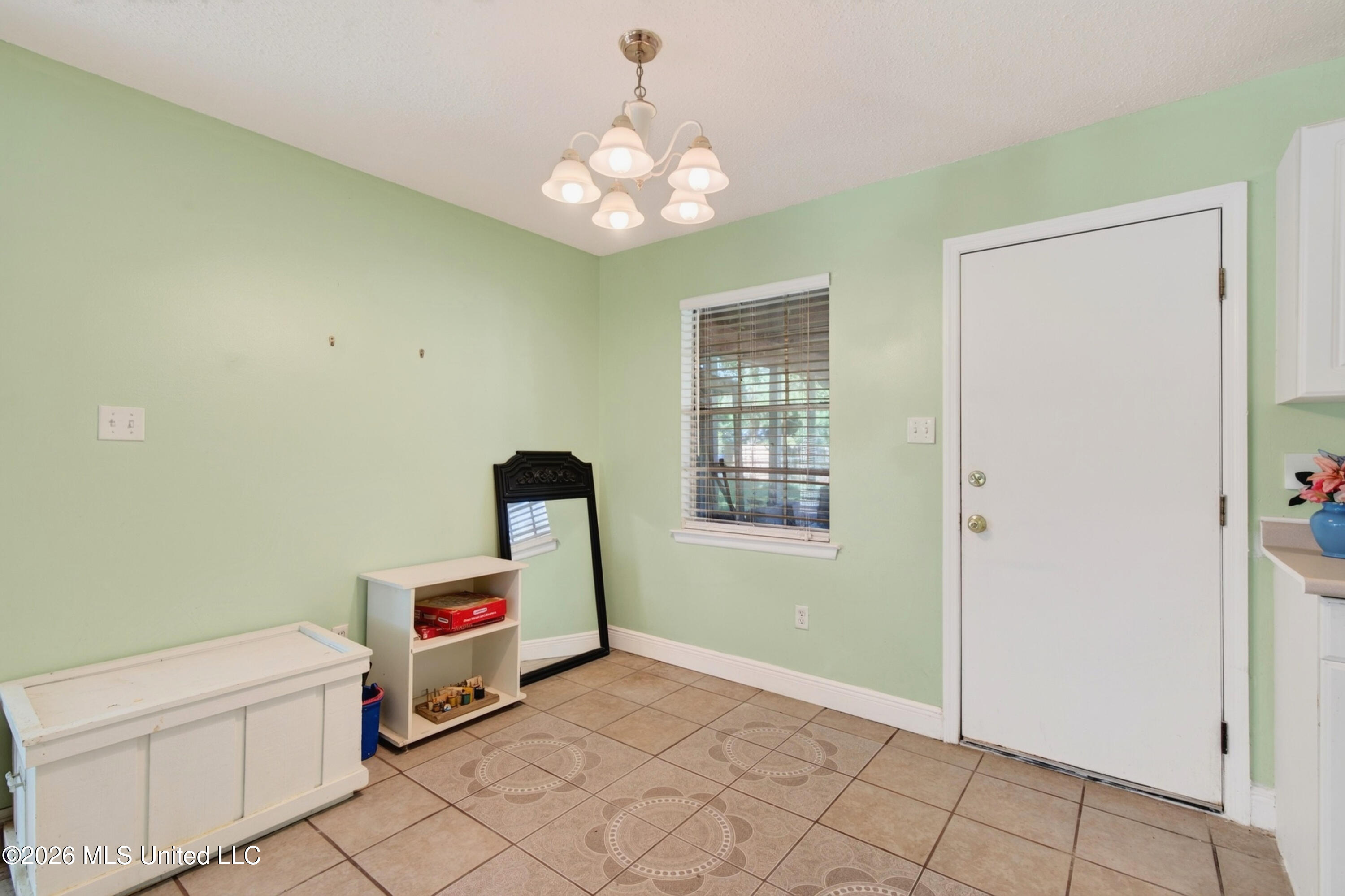 15216 Lawton Drive Property Photo 25