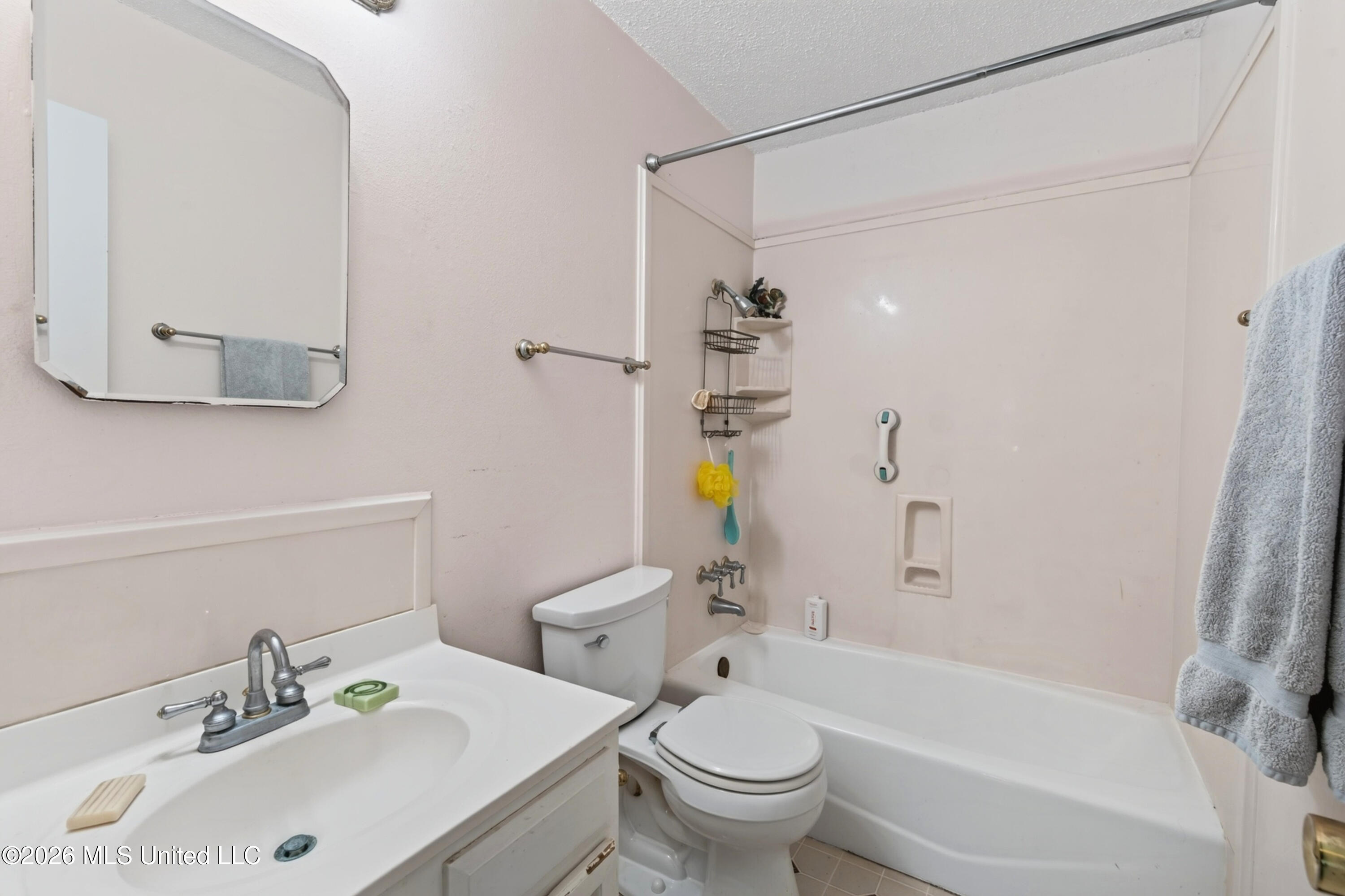 15216 Lawton Drive Property Photo 42