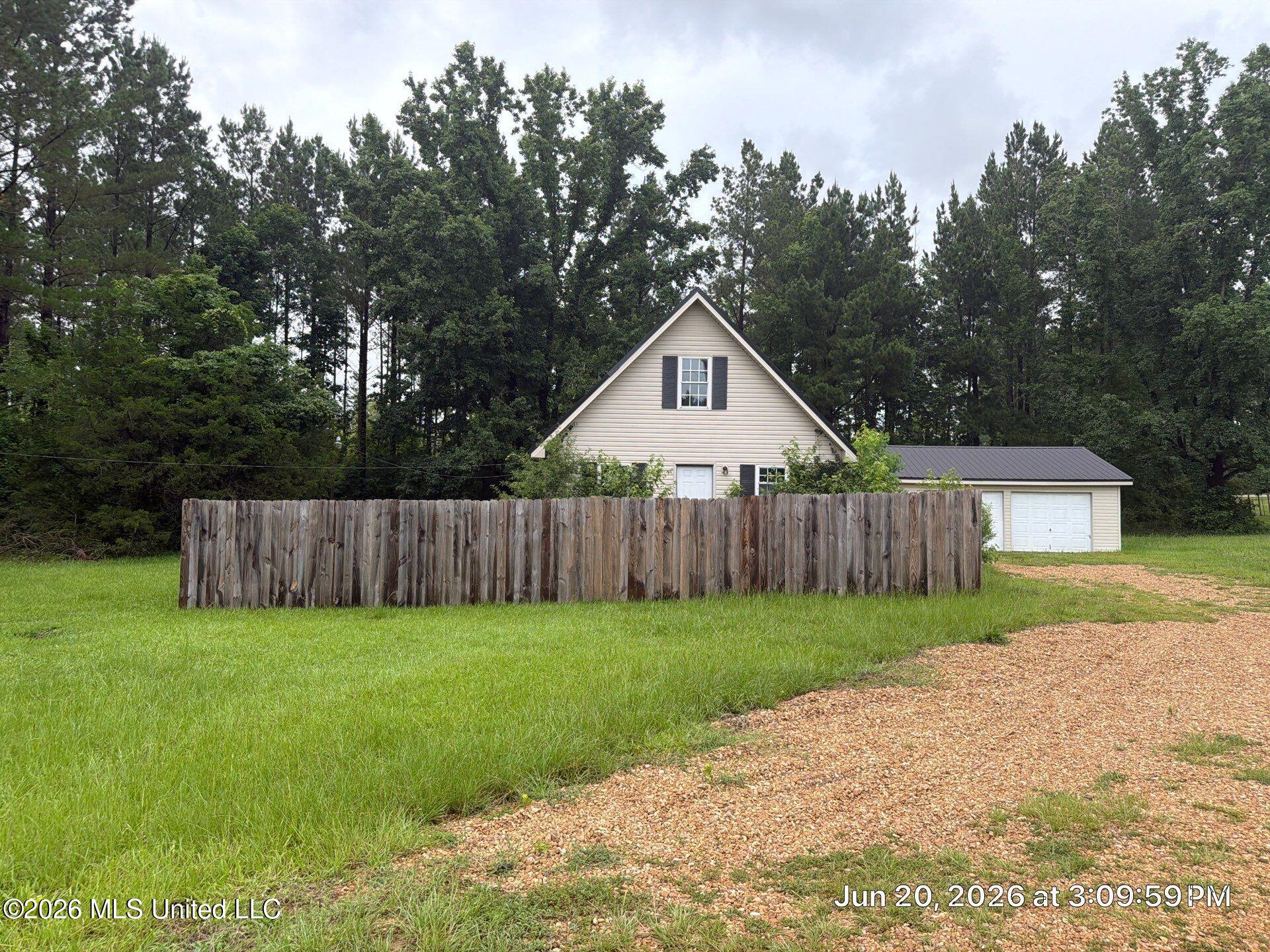 3654 Highway 16 E Property Photo 1