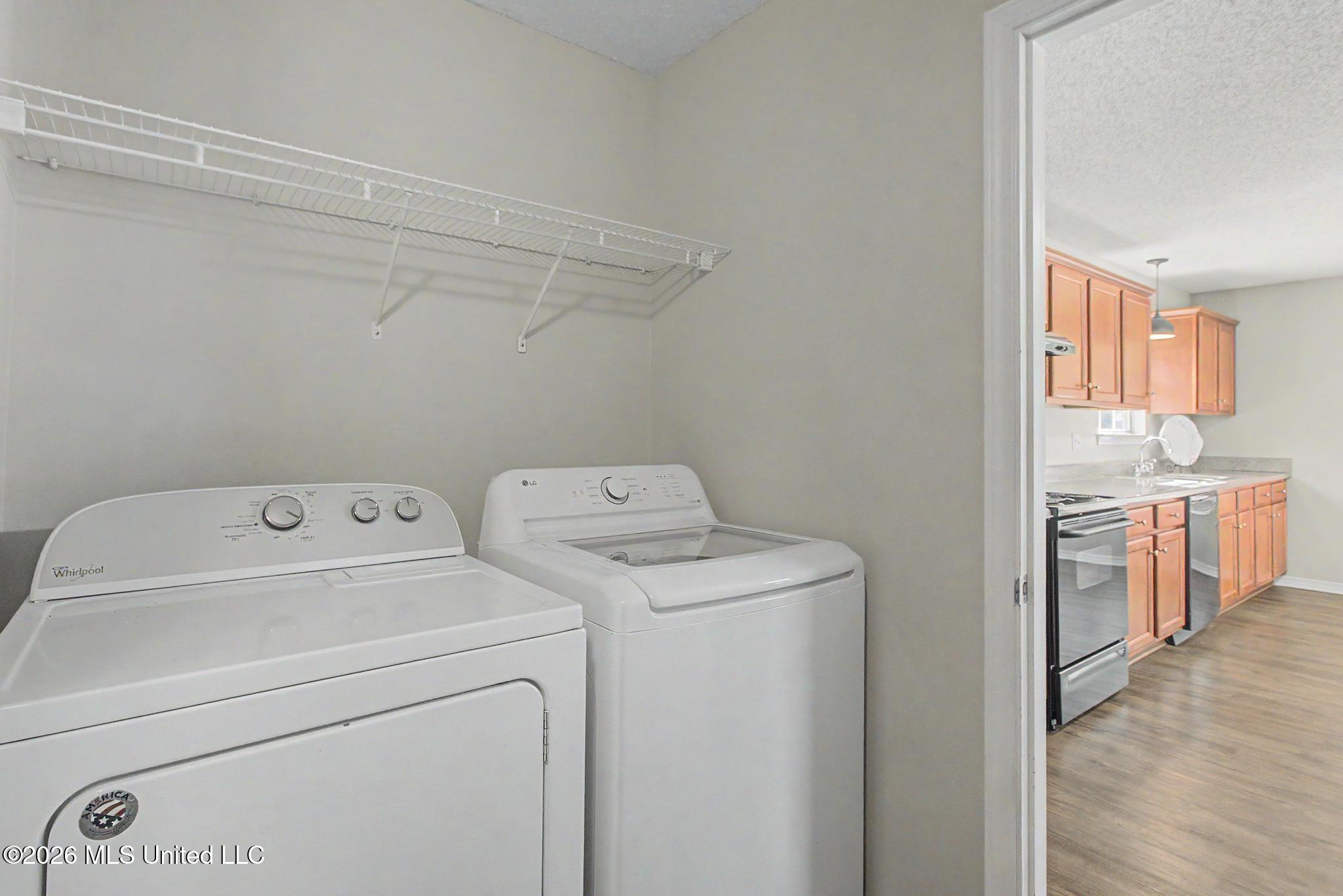 10600 Kentucky Cove Property Photo 7
