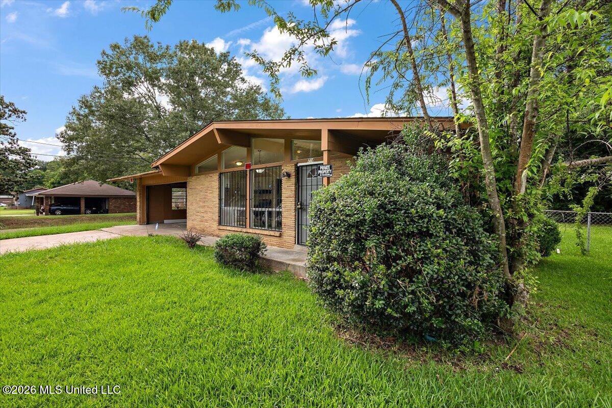 718 George Washington Avenue Property Photo 3