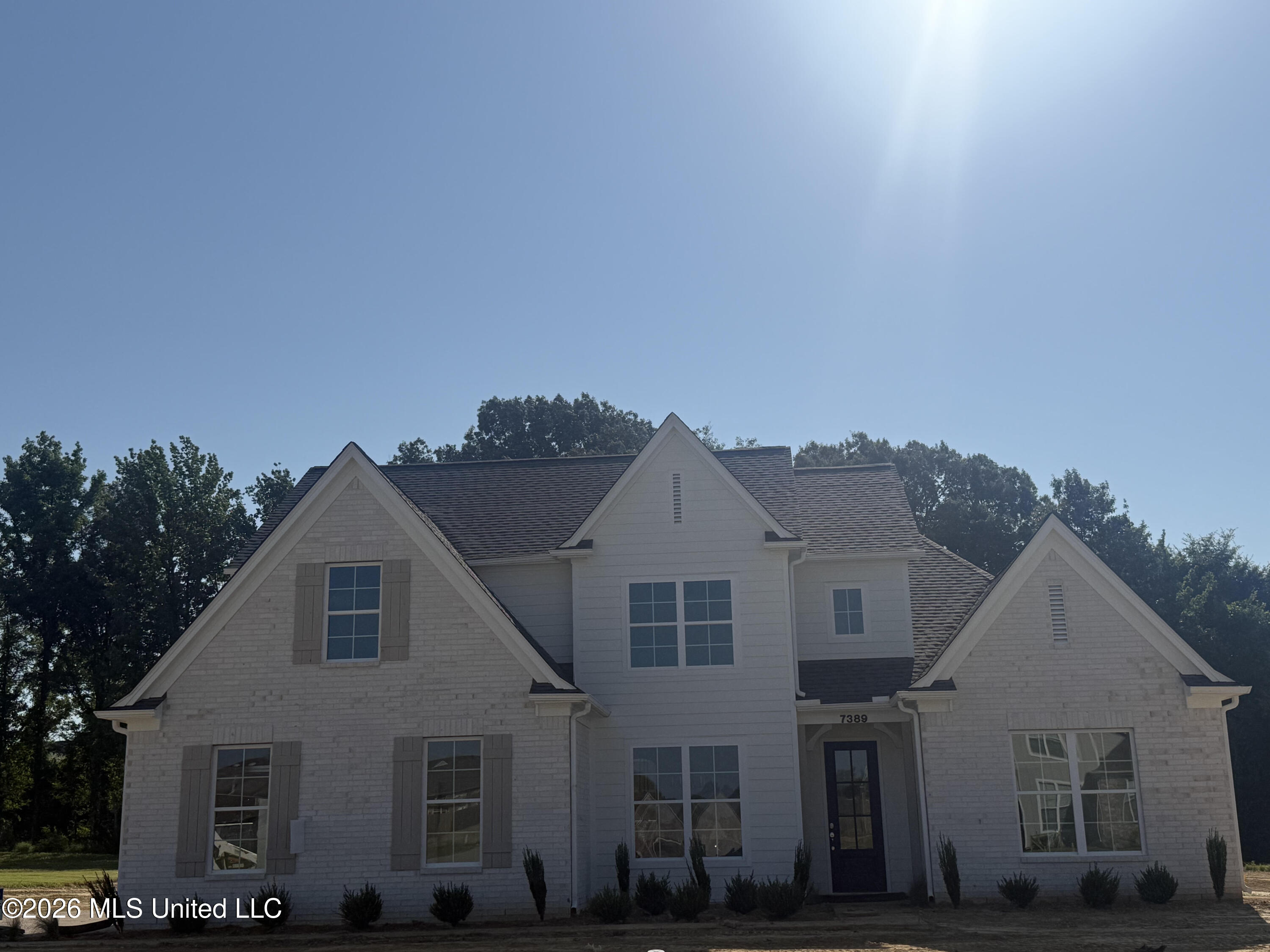 7398 Newbury Drive Property Photo 2