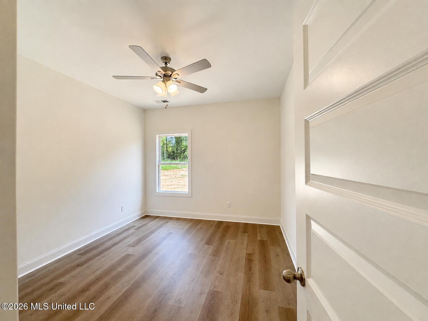 7398 Newbury Drive Property Photo 12