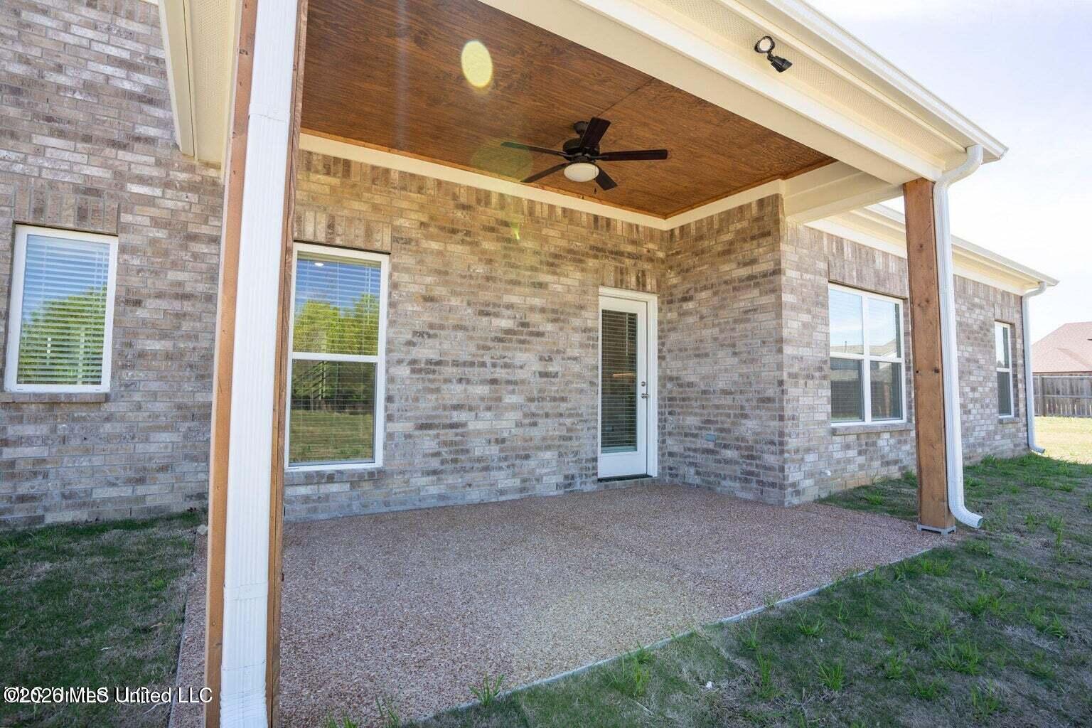 7398 Newbury Drive Property Photo 55