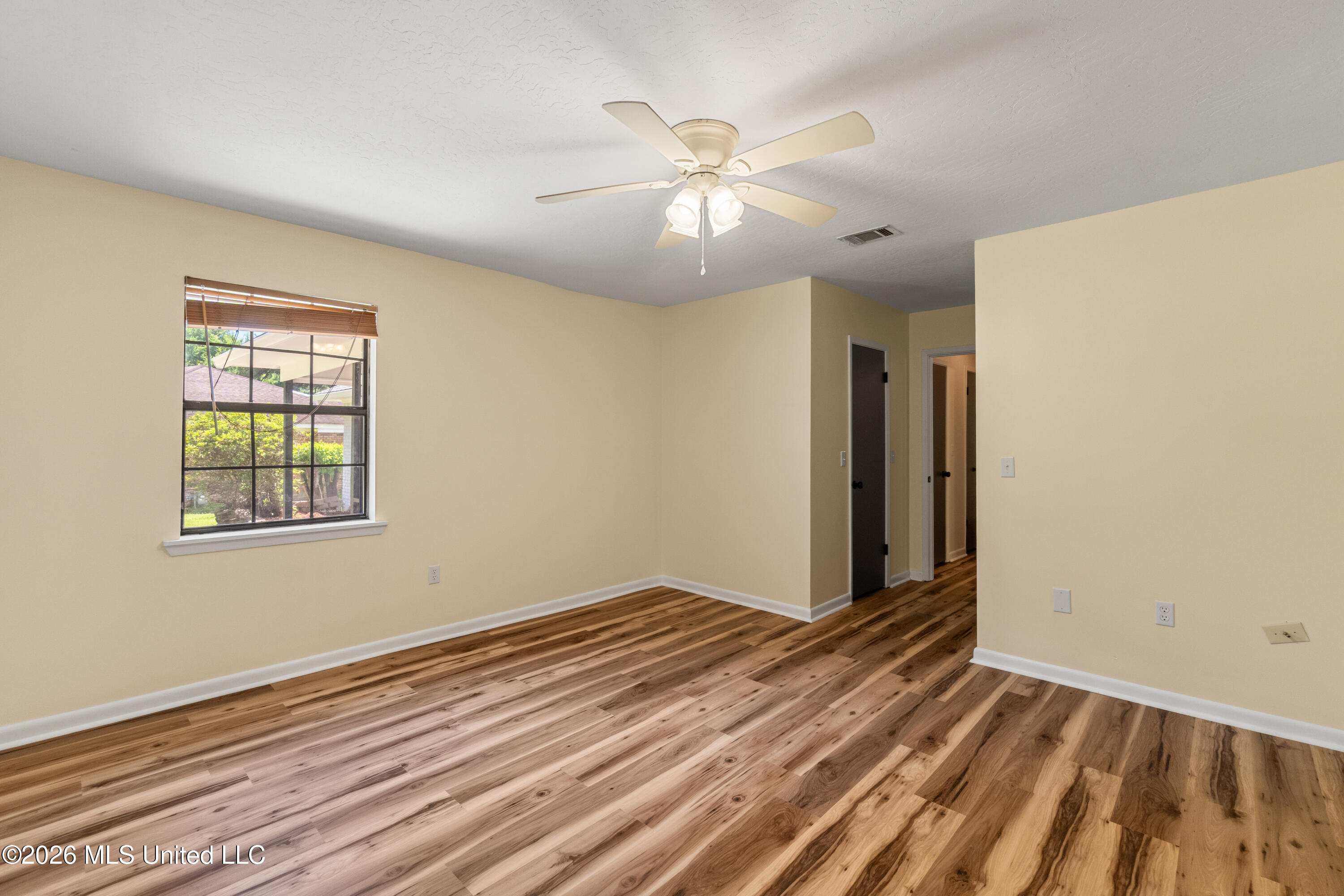 205 Sunset Drive Property Photo 19