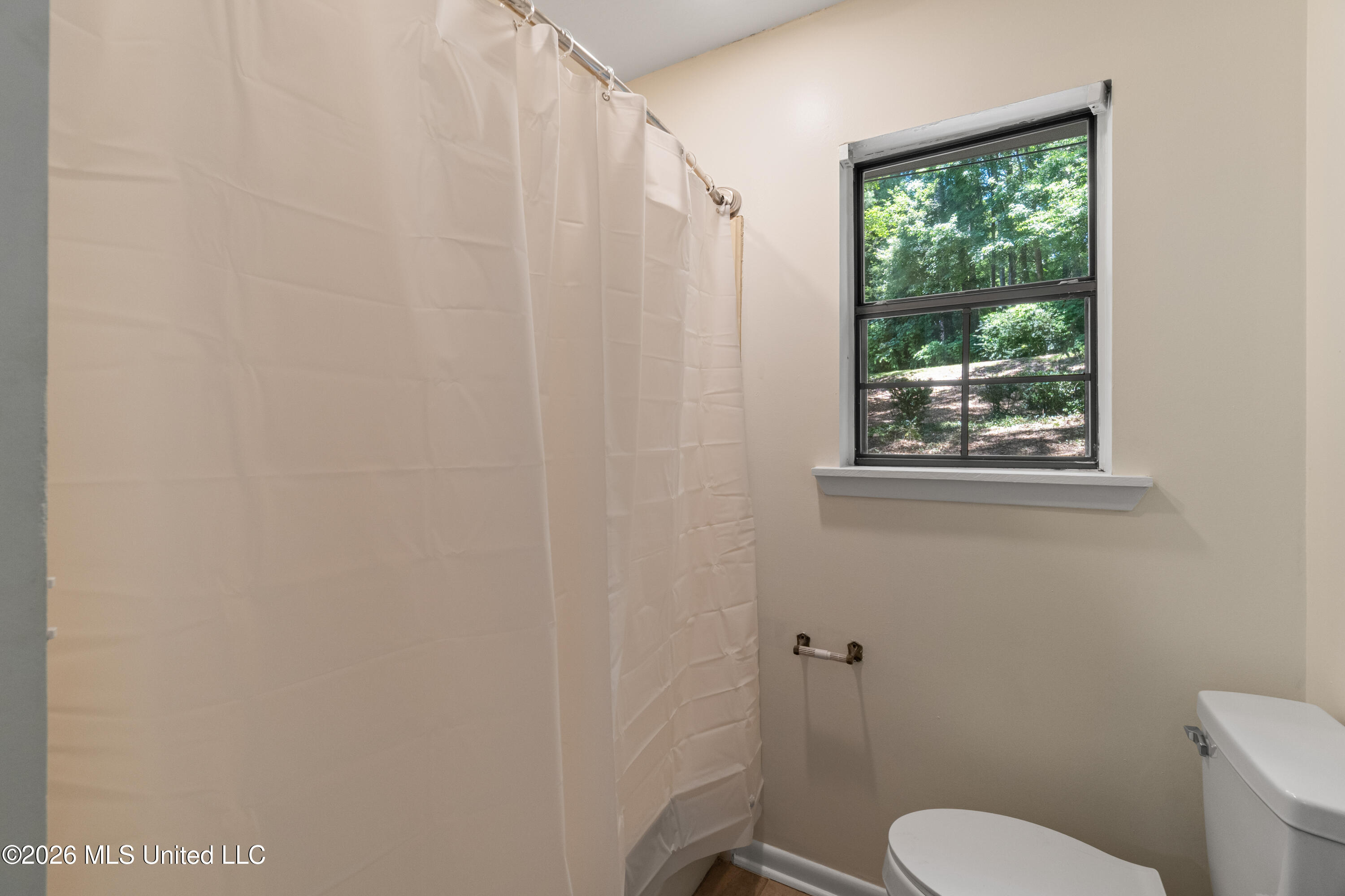 205 Sunset Drive Property Photo 27
