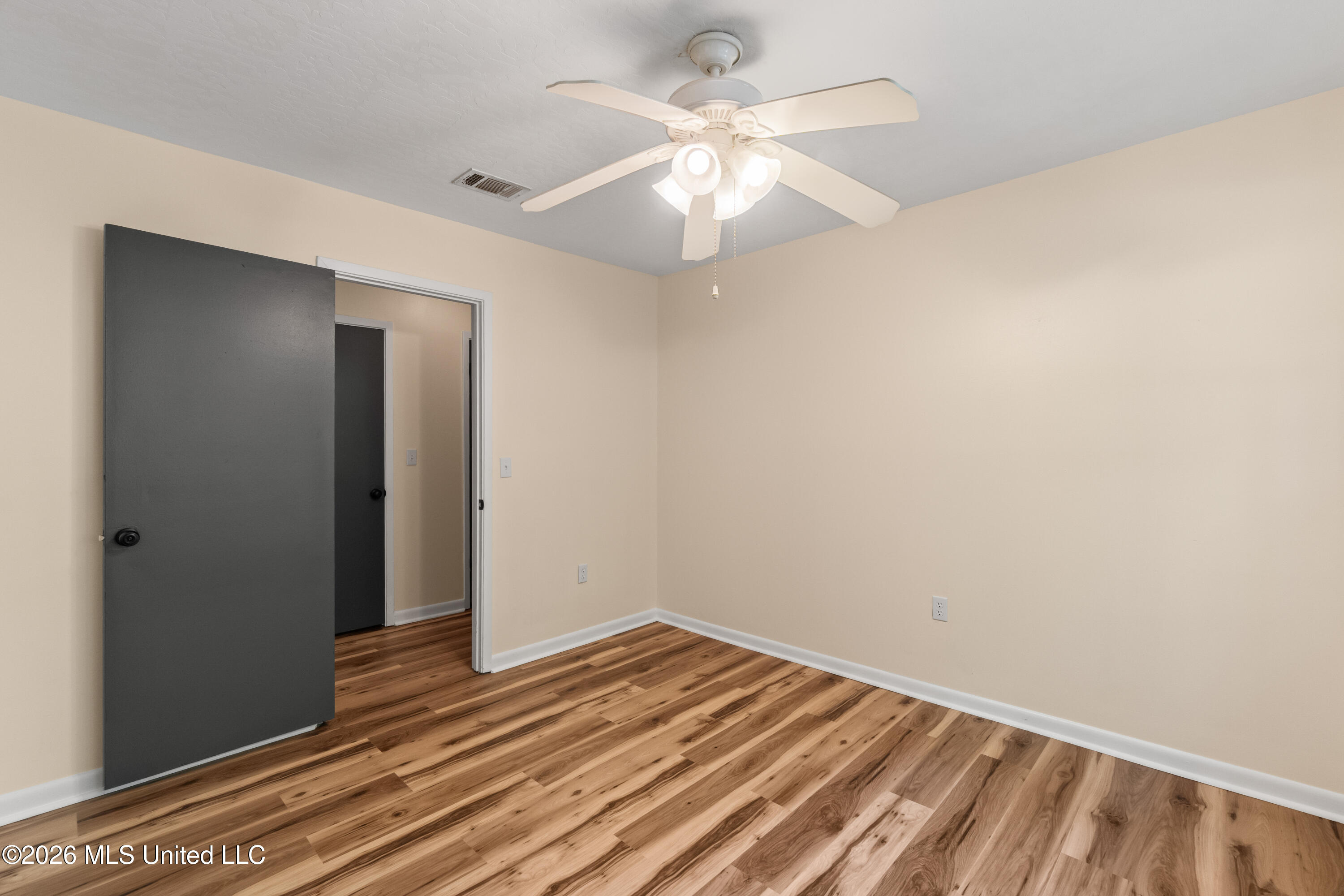 205 Sunset Drive Property Photo 29