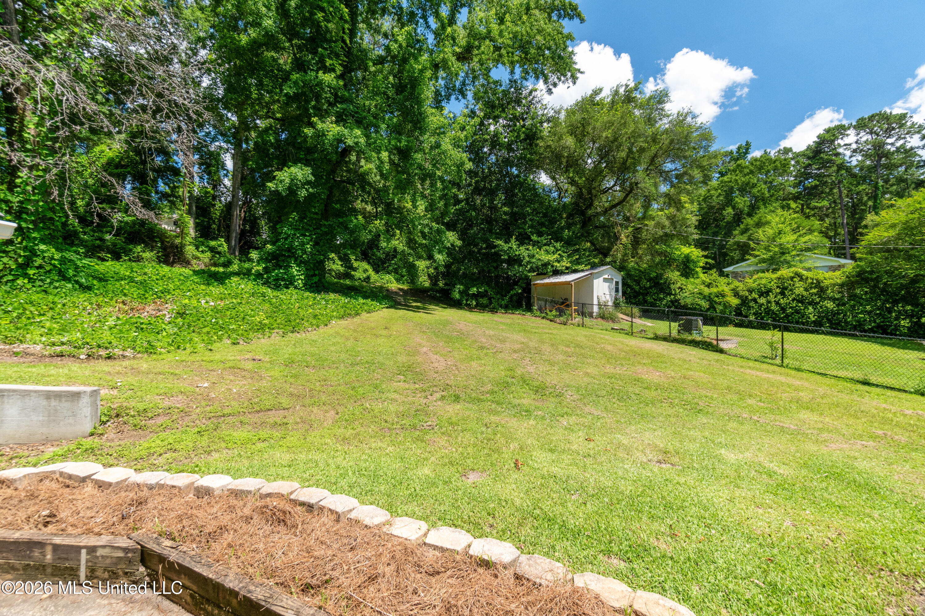 205 Sunset Drive Property Photo 31