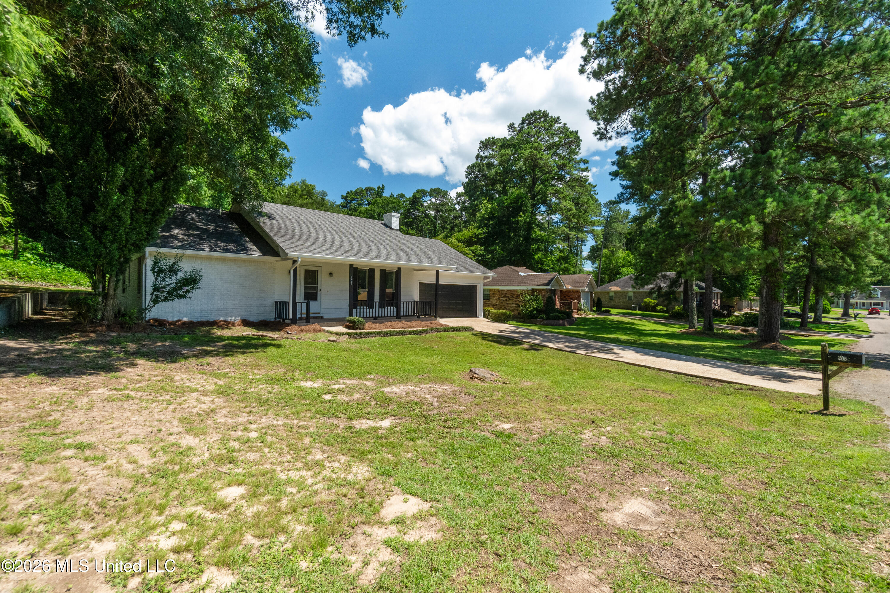 205 Sunset Drive Property Photo 39