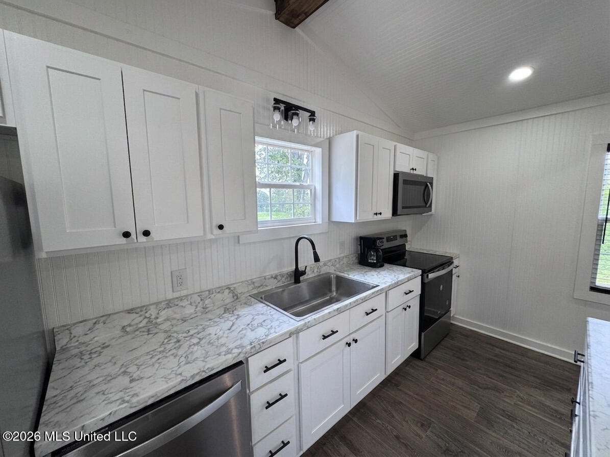 2370 Cr-719 Property Photo 4