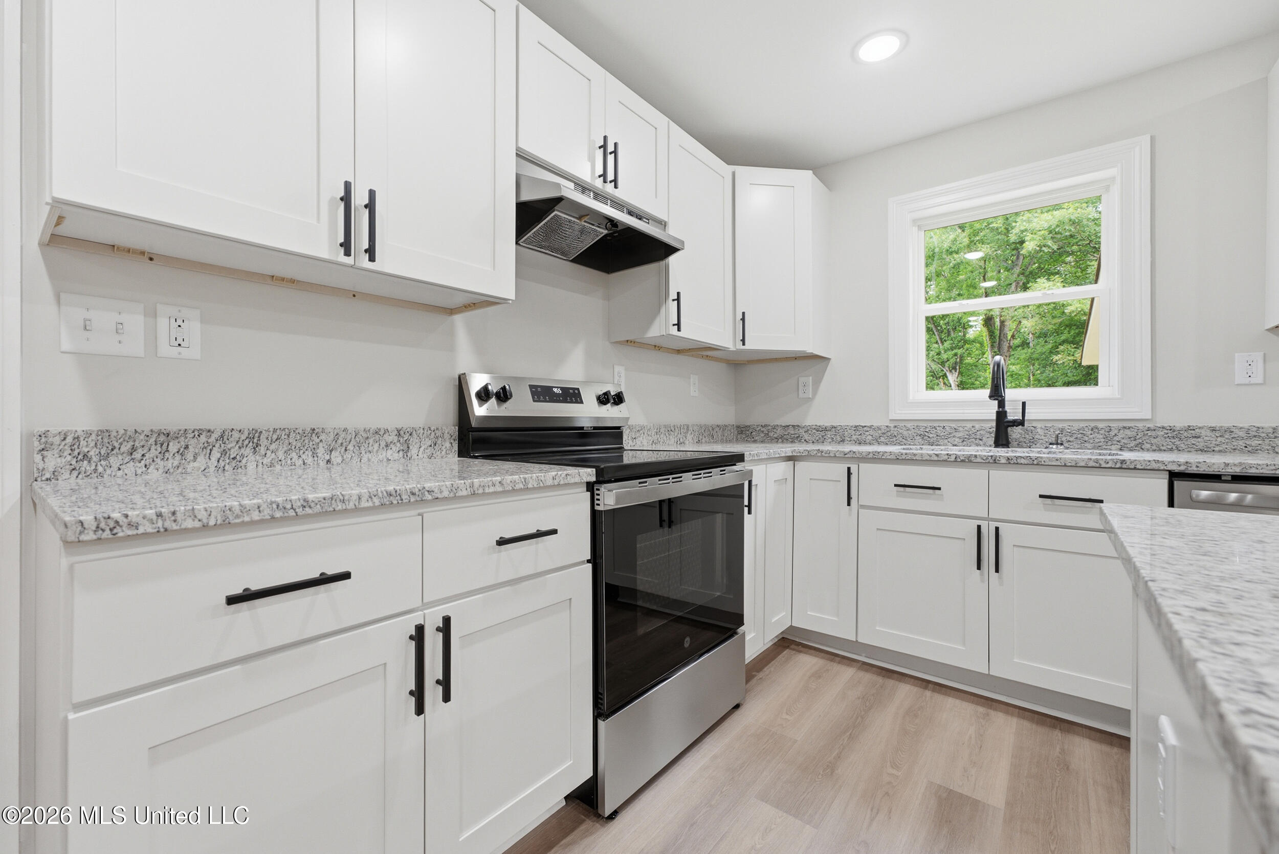 4683 Belmont Road Property Photo 9