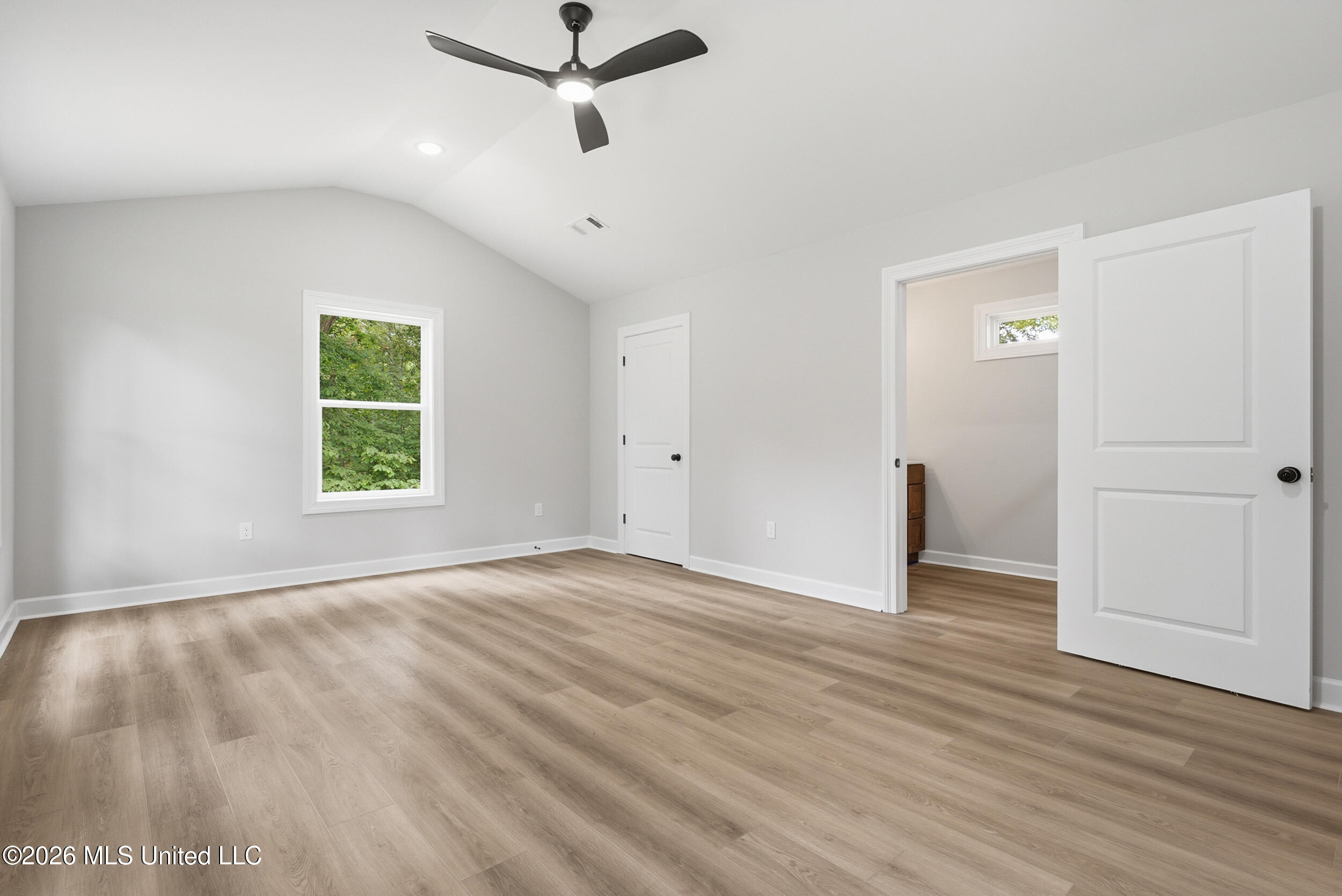 4683 Belmont Road Property Photo 11