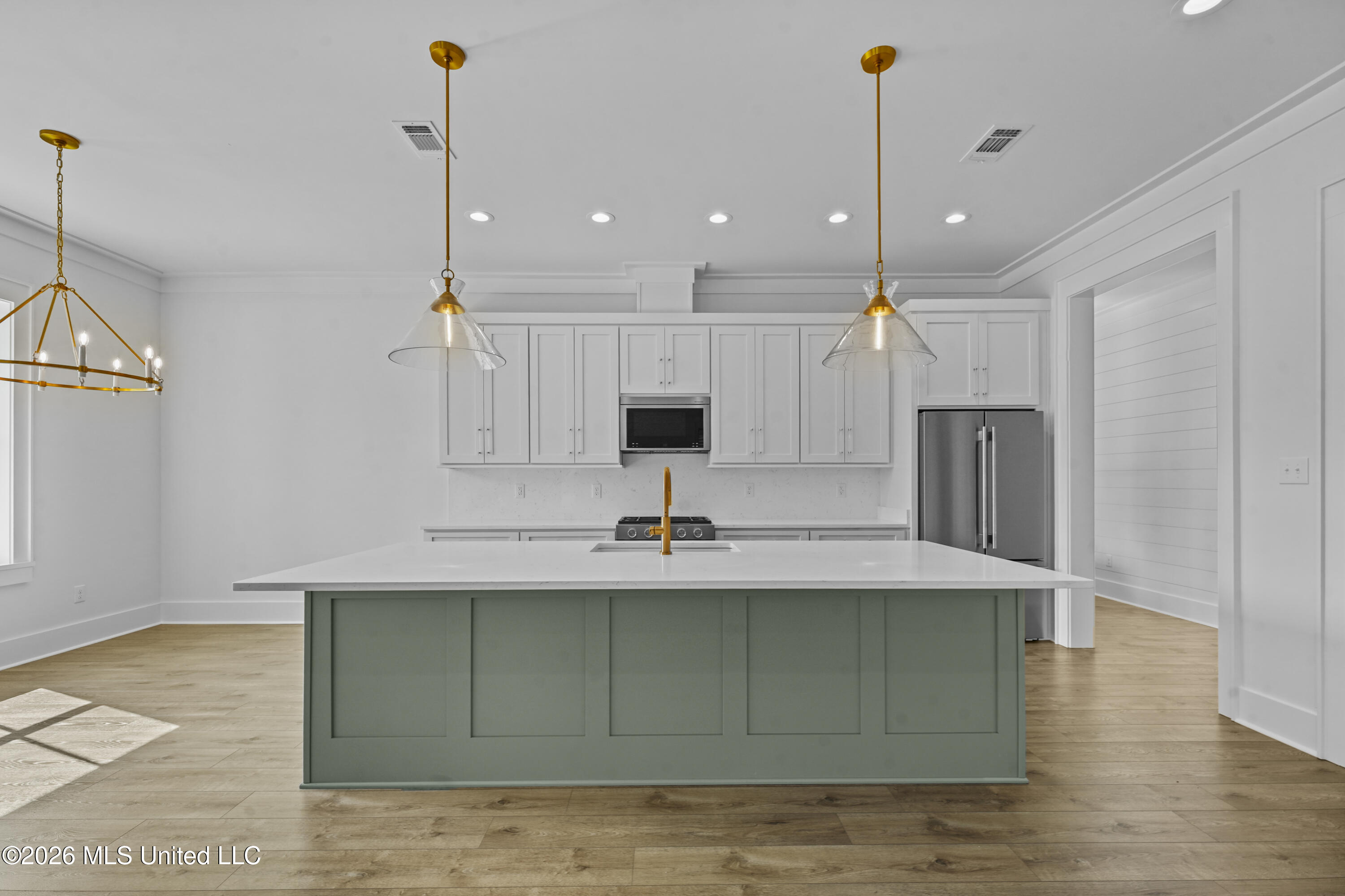 258 Clark Avenue Property Photo 11