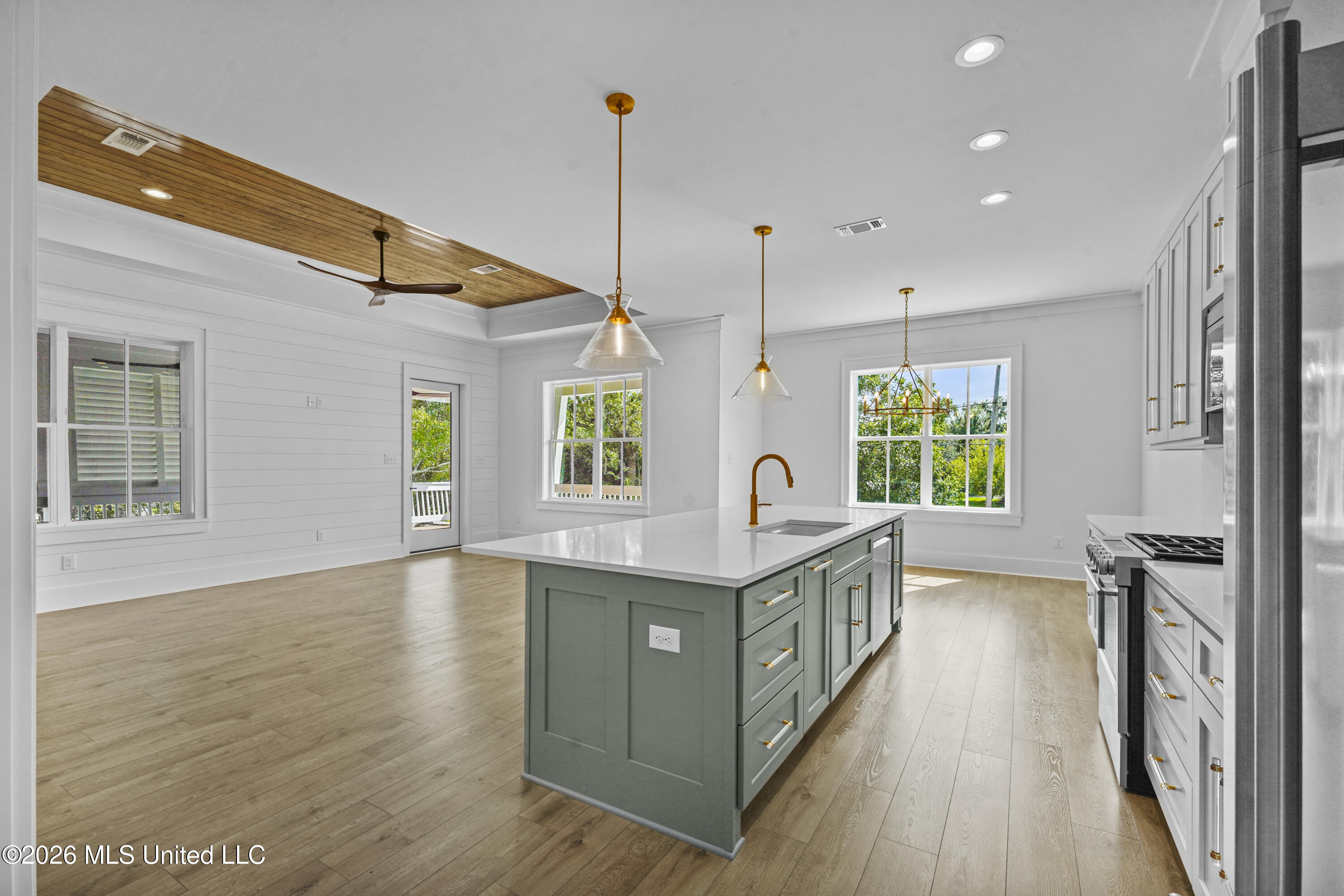 258 Clark Avenue Property Photo 13