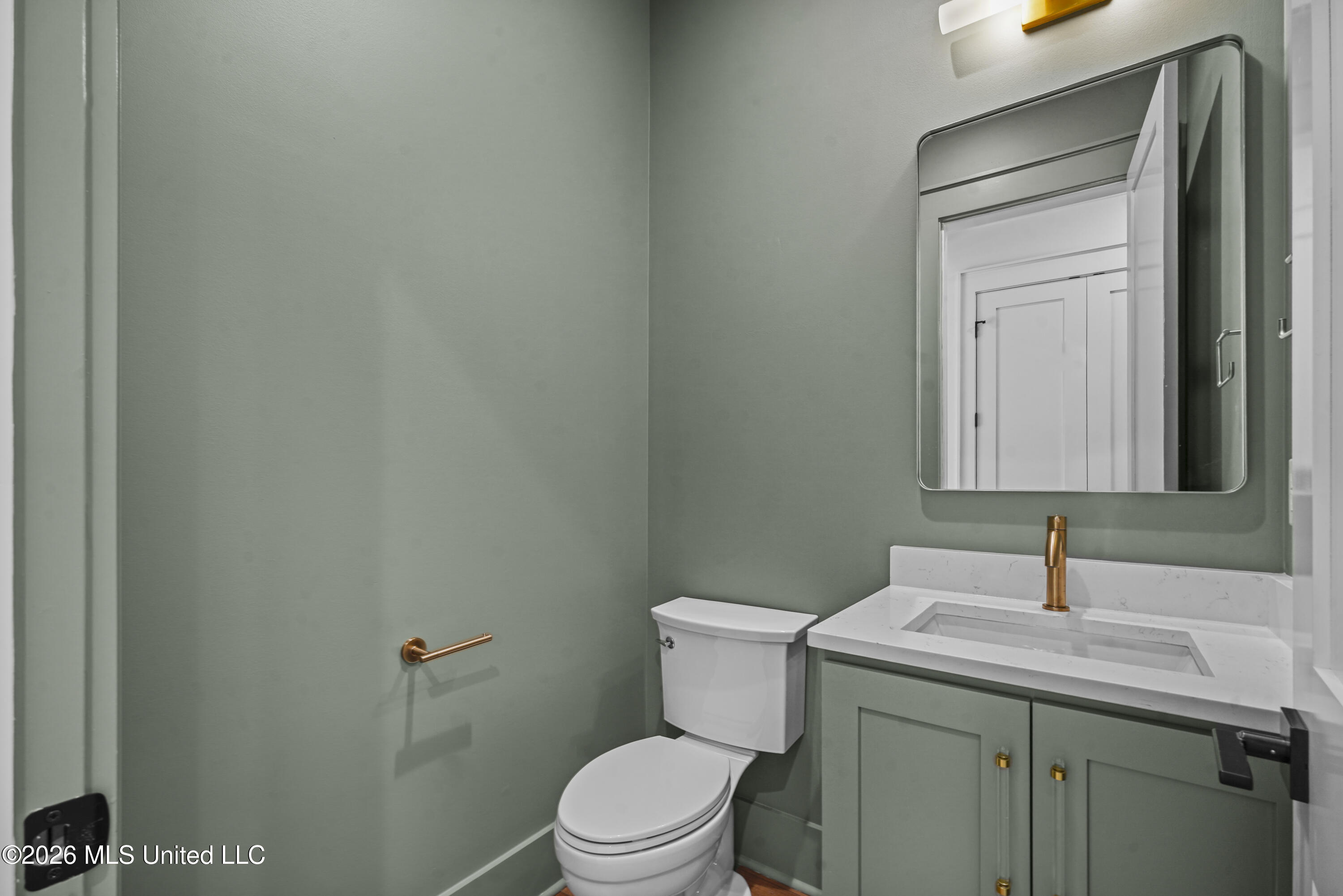 258 Clark Avenue Property Photo 15