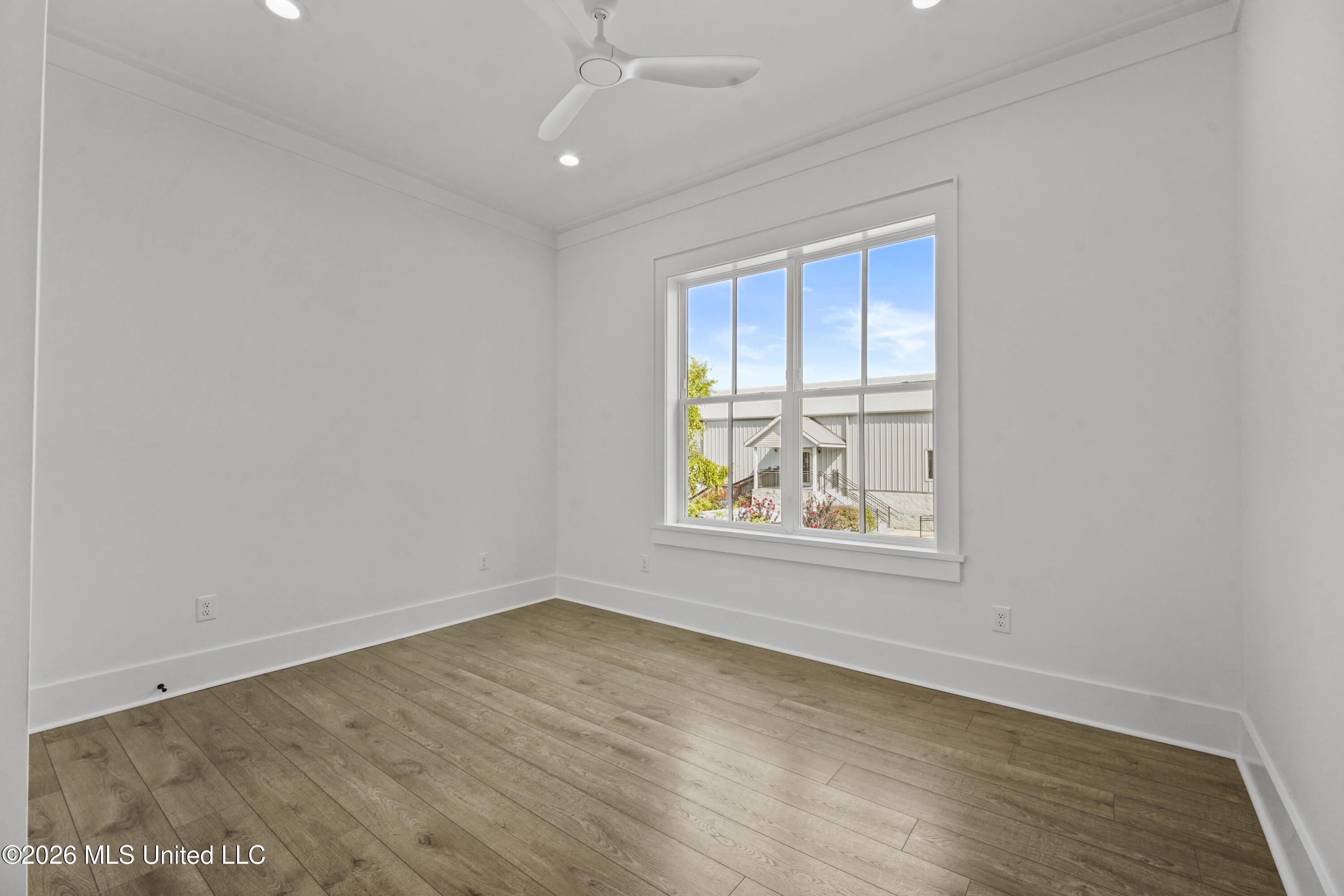 258 Clark Avenue Property Photo 22