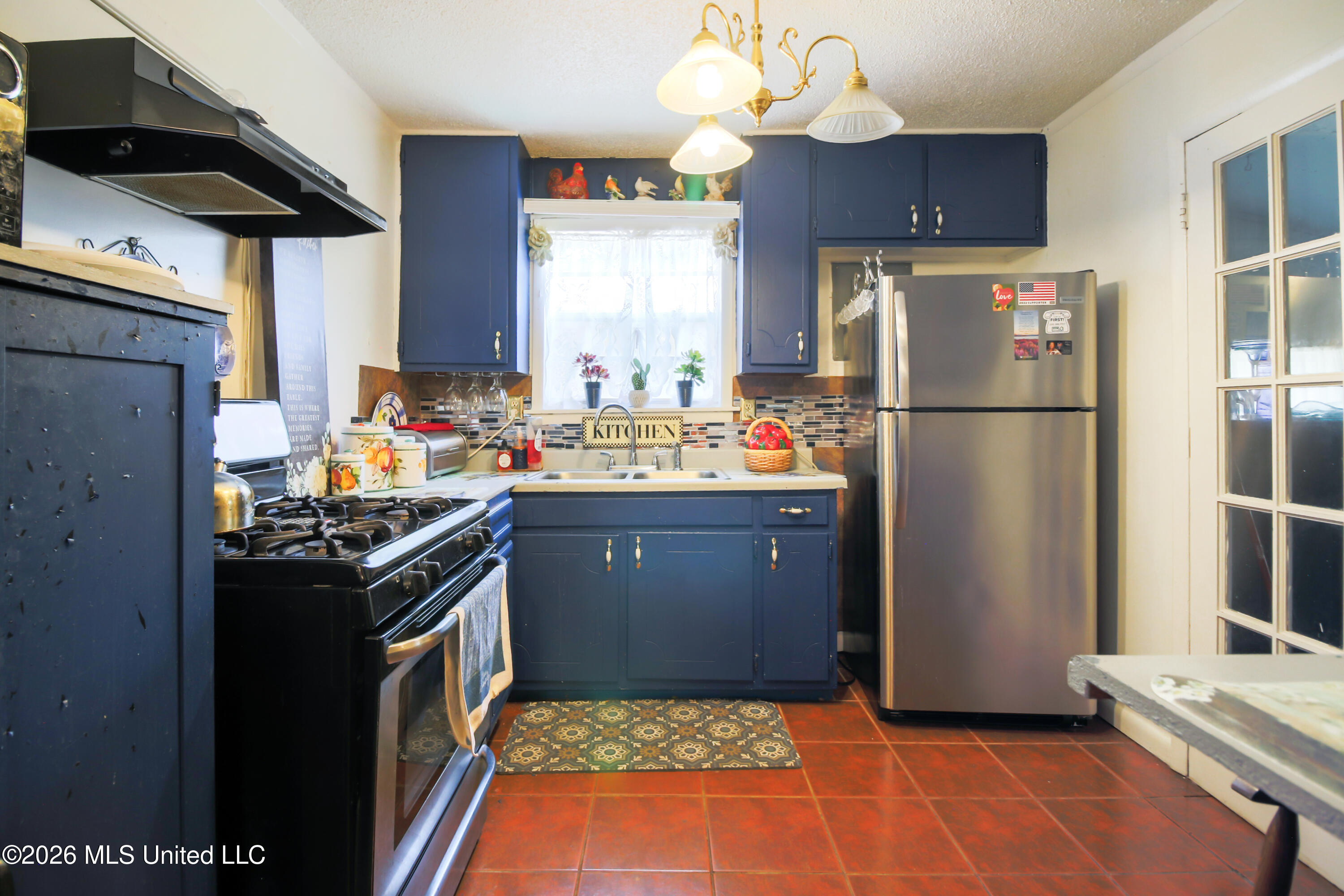 1817 19th Avenue Property Photo 18