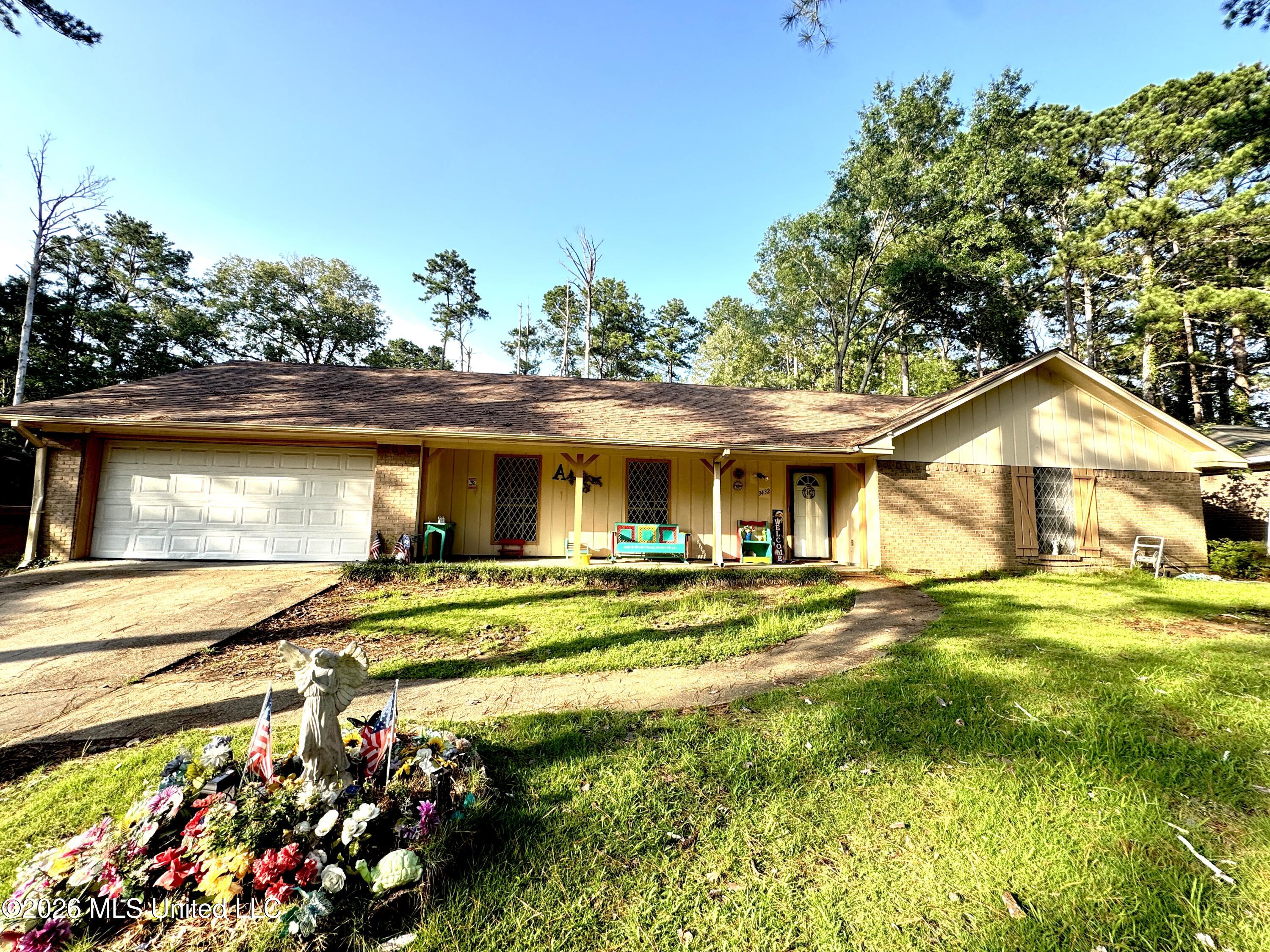 3432 Dundee Lane Property Photo 1