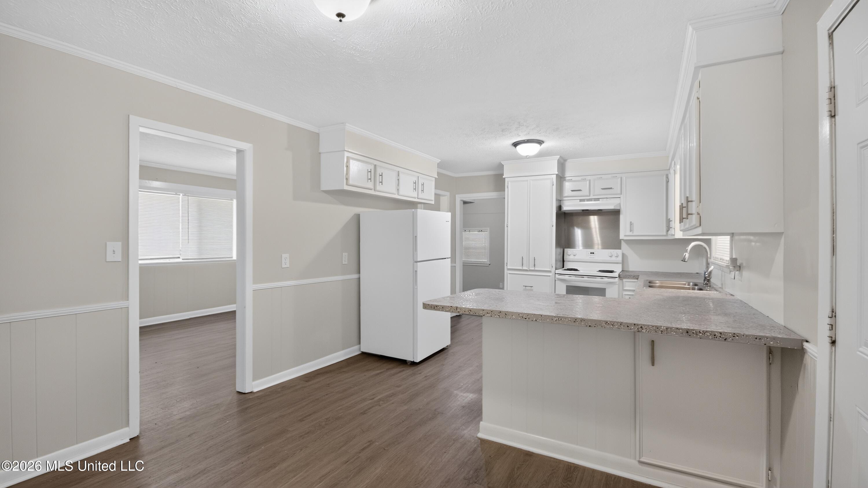 236 S Canton Club Circle Property Photo 10