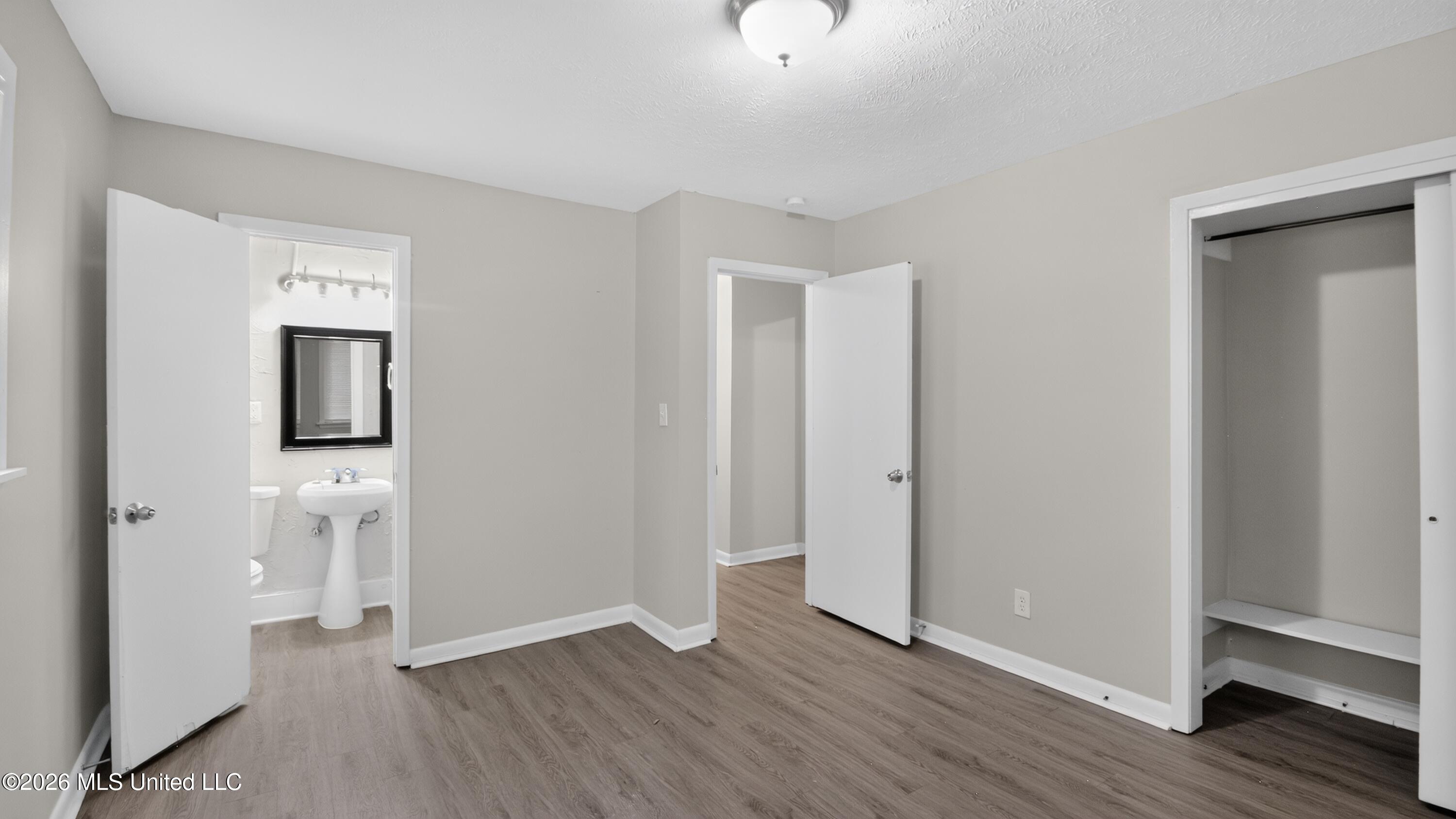 236 S Canton Club Circle Property Photo 16