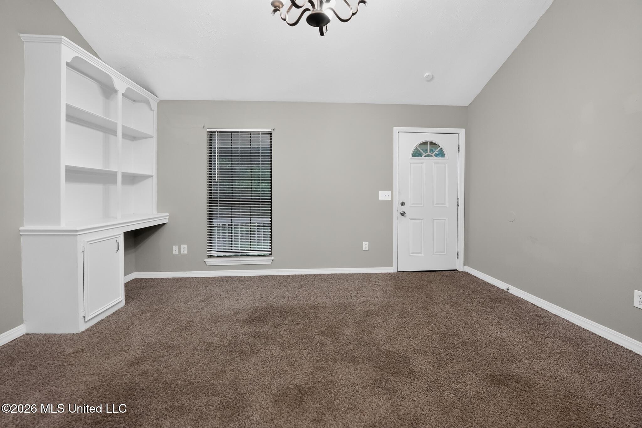 1407 Summit Avenue Property Photo 4