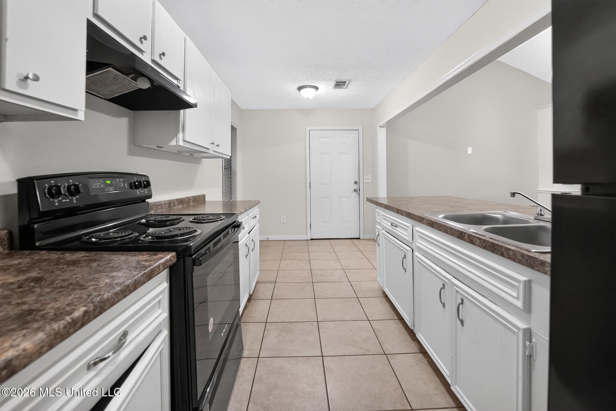 1407 Summit Avenue Property Photo 8