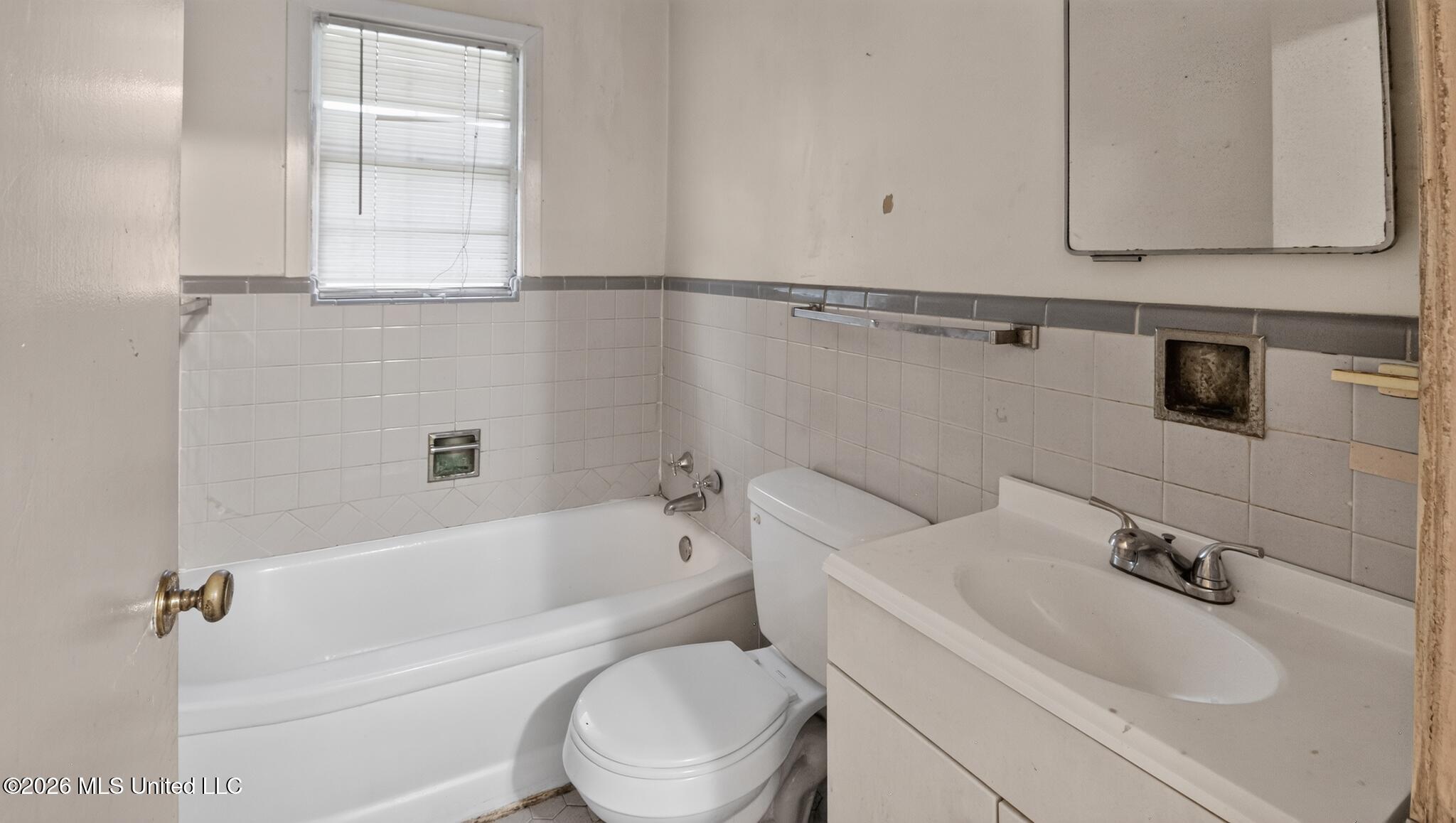 1936 Ventura Drive Property Photo 14