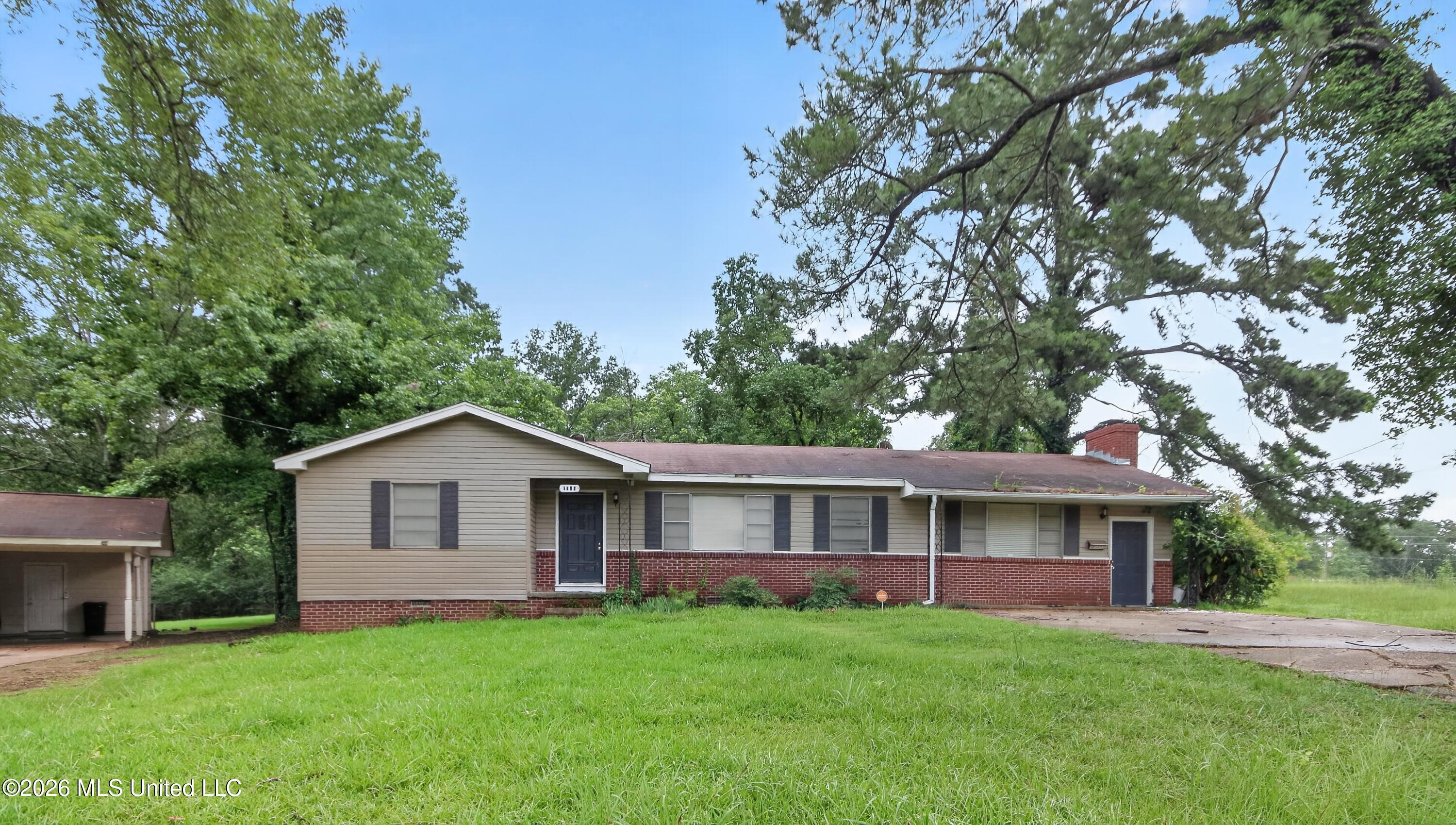 1348 Marydale Drive Property Photo 1