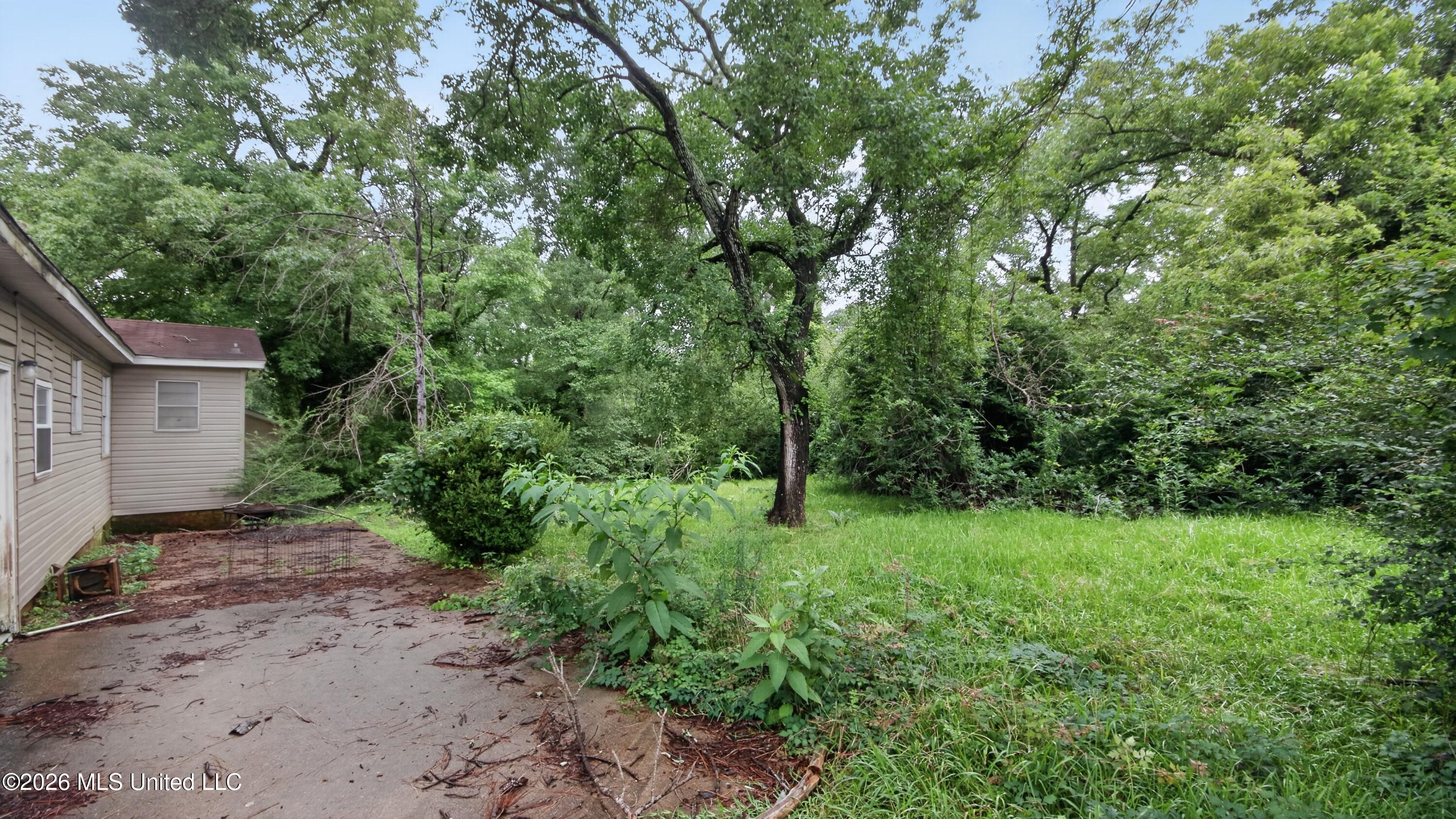 1348 Marydale Drive Property Photo 4