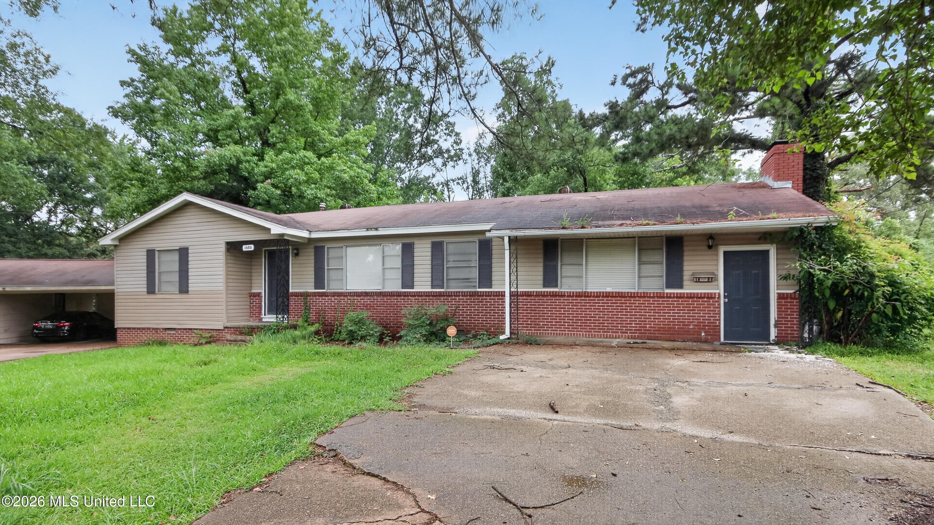 1348 Marydale Drive Property Photo 5