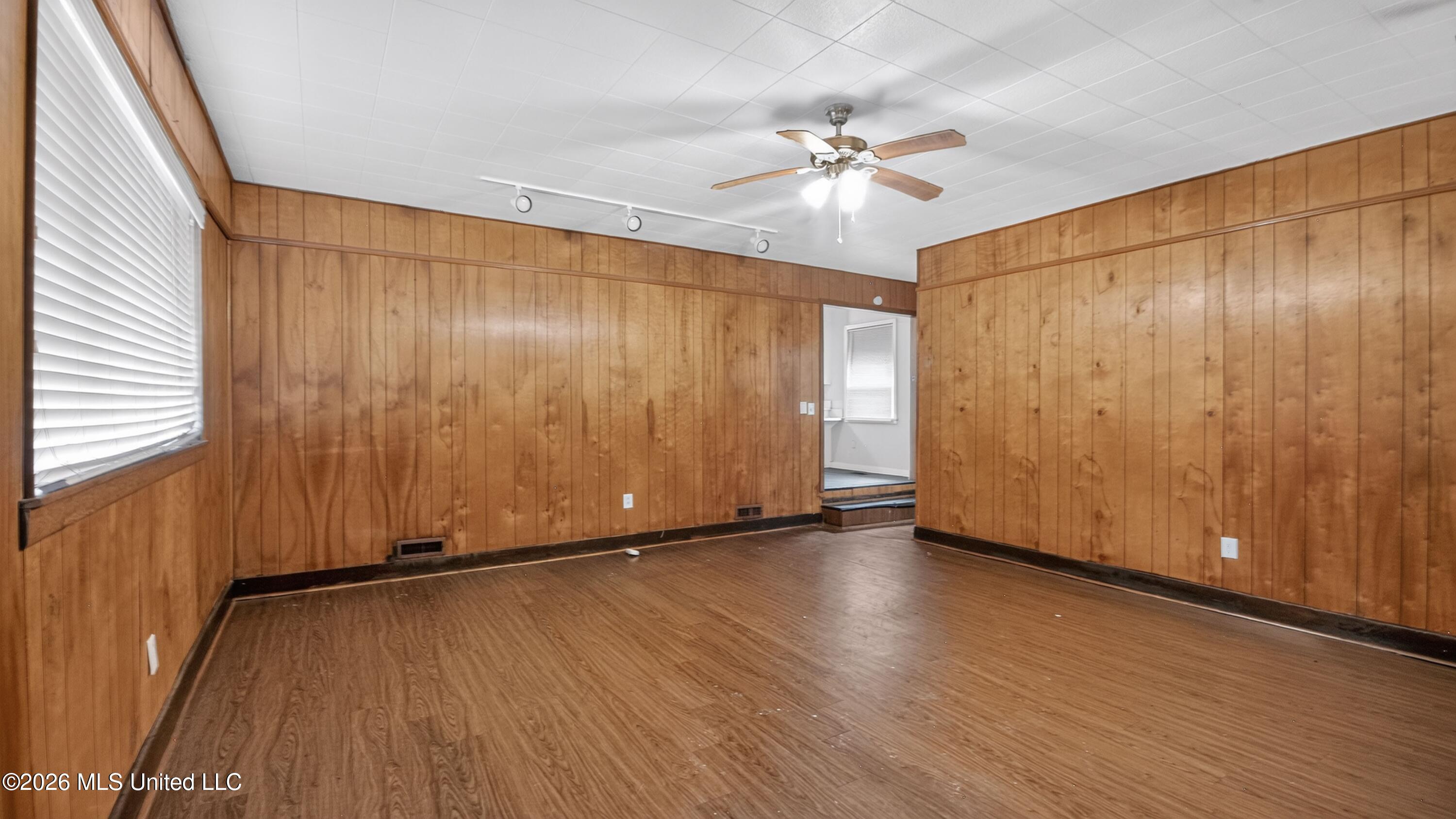 1348 Marydale Drive Property Photo 26