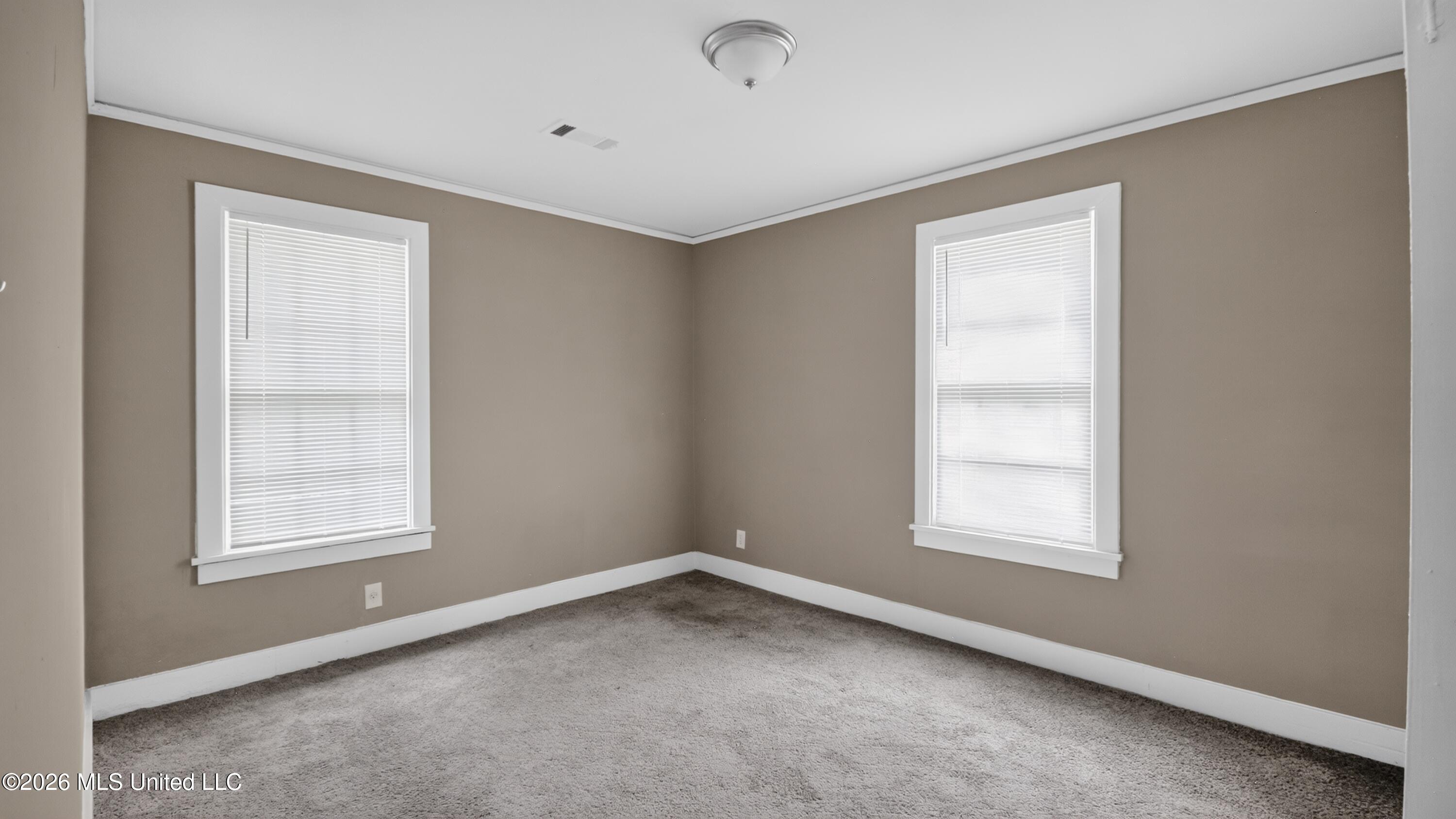4894 Sheridan Drive Property Photo 22
