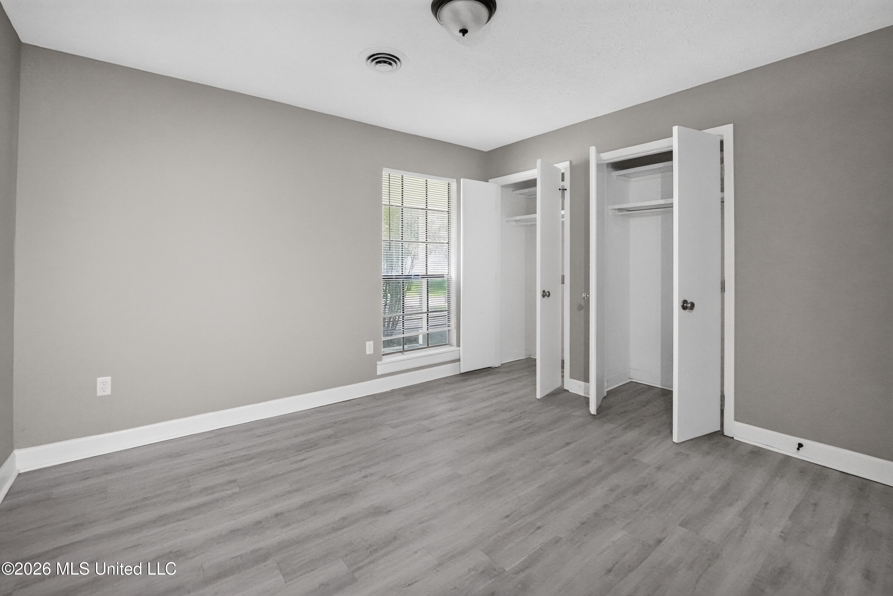 2050 Gateway Drive Property Photo 14