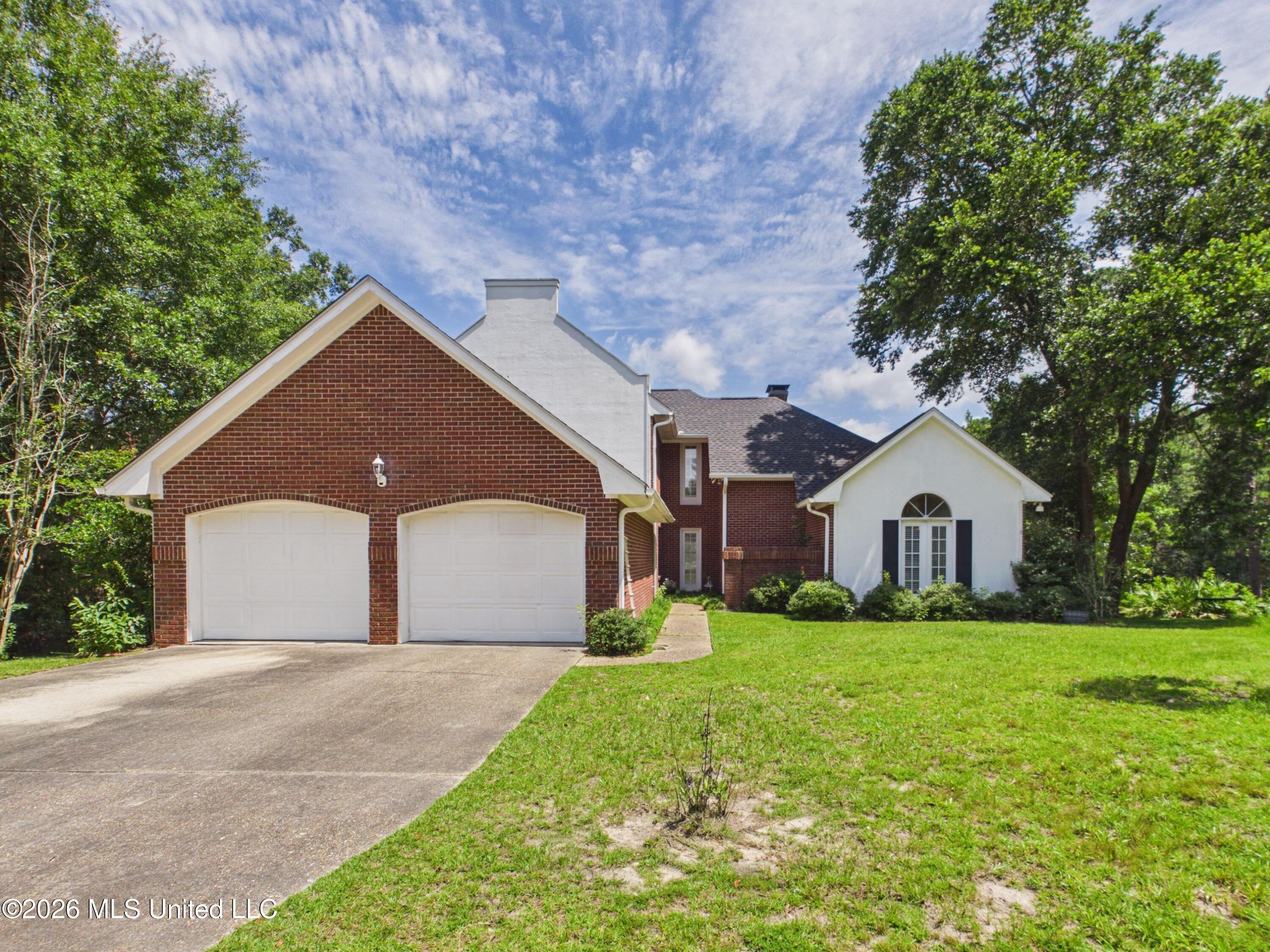 1068 Conley Circle Property Photo 1