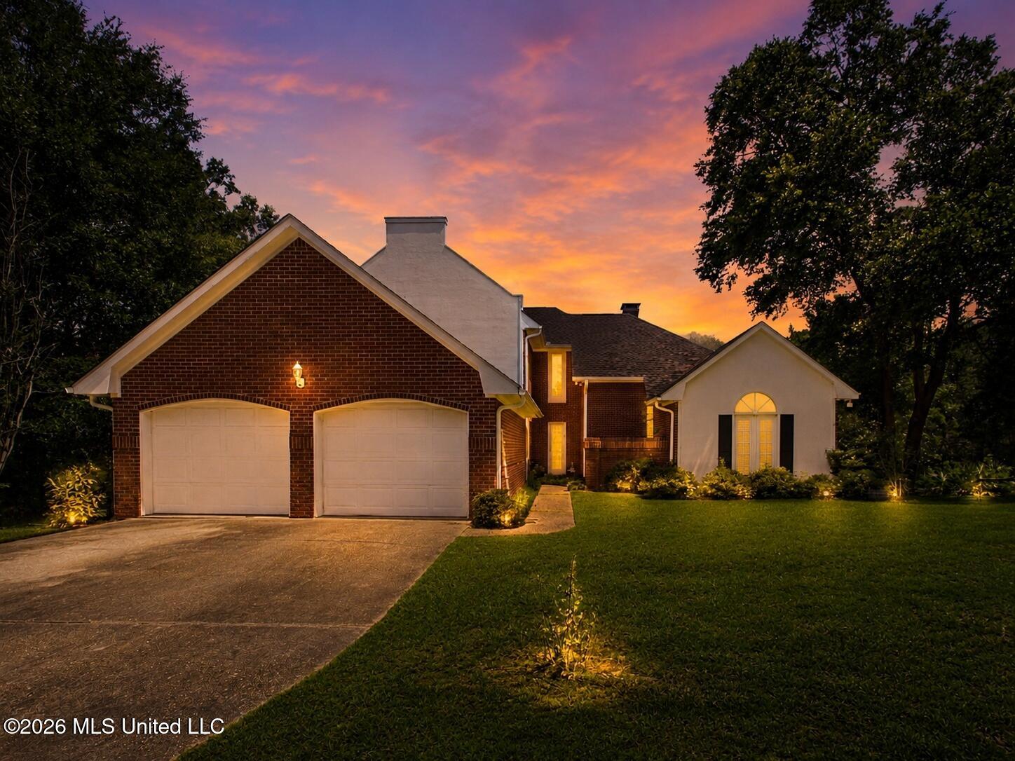 1068 Conley Circle Property Photo 2