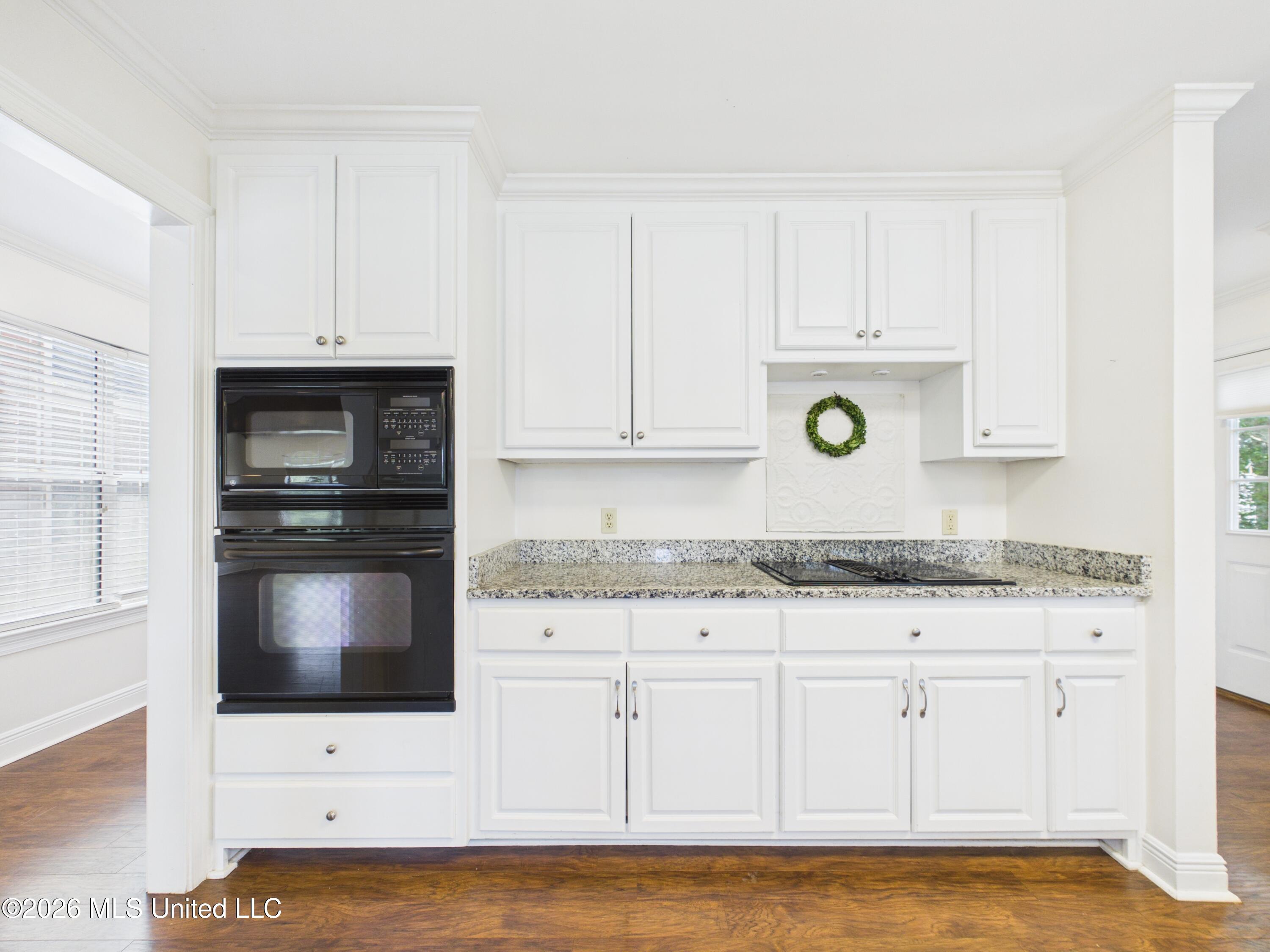 1068 Conley Circle Property Photo 10