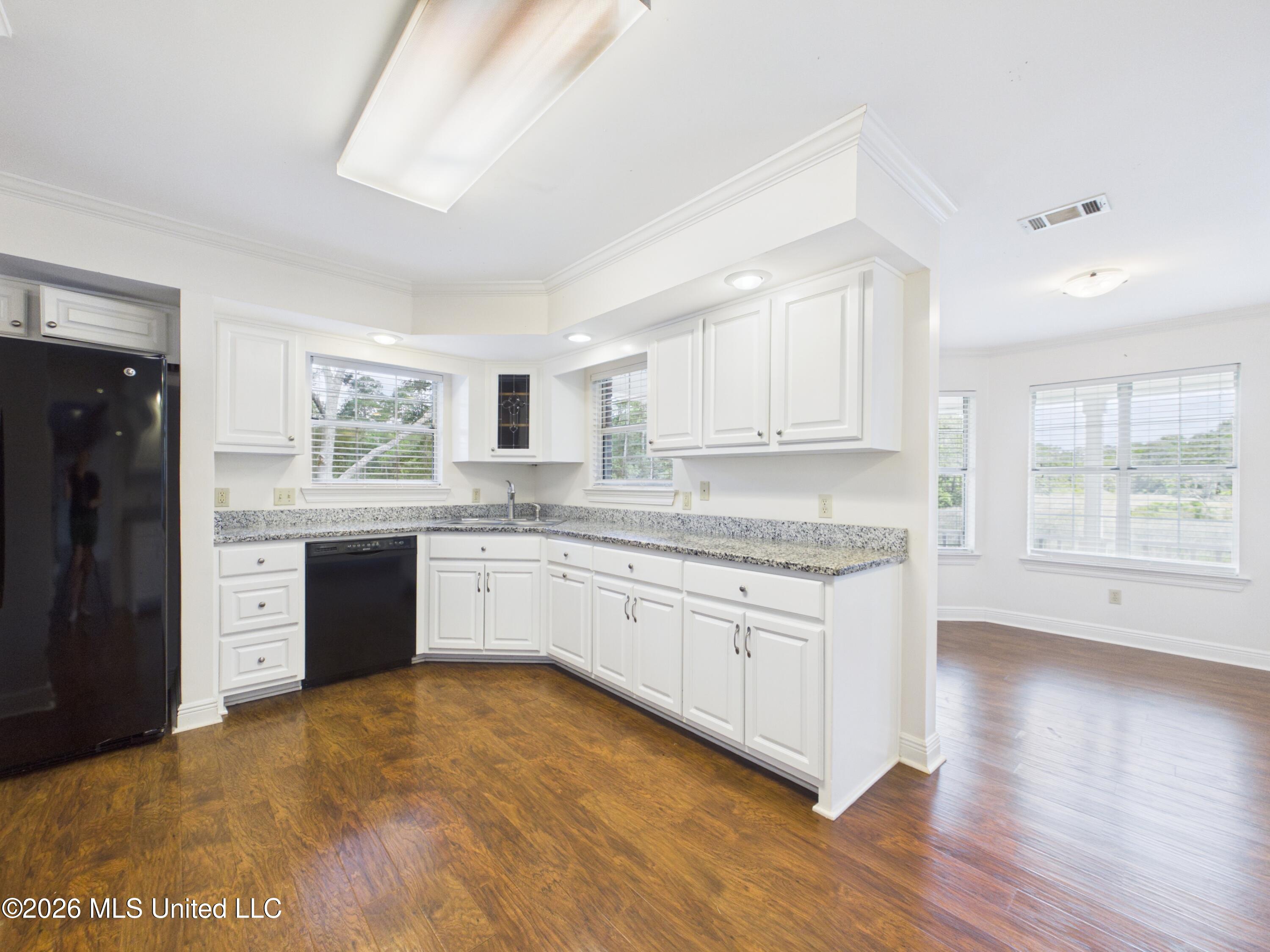 1068 Conley Circle Property Photo 15