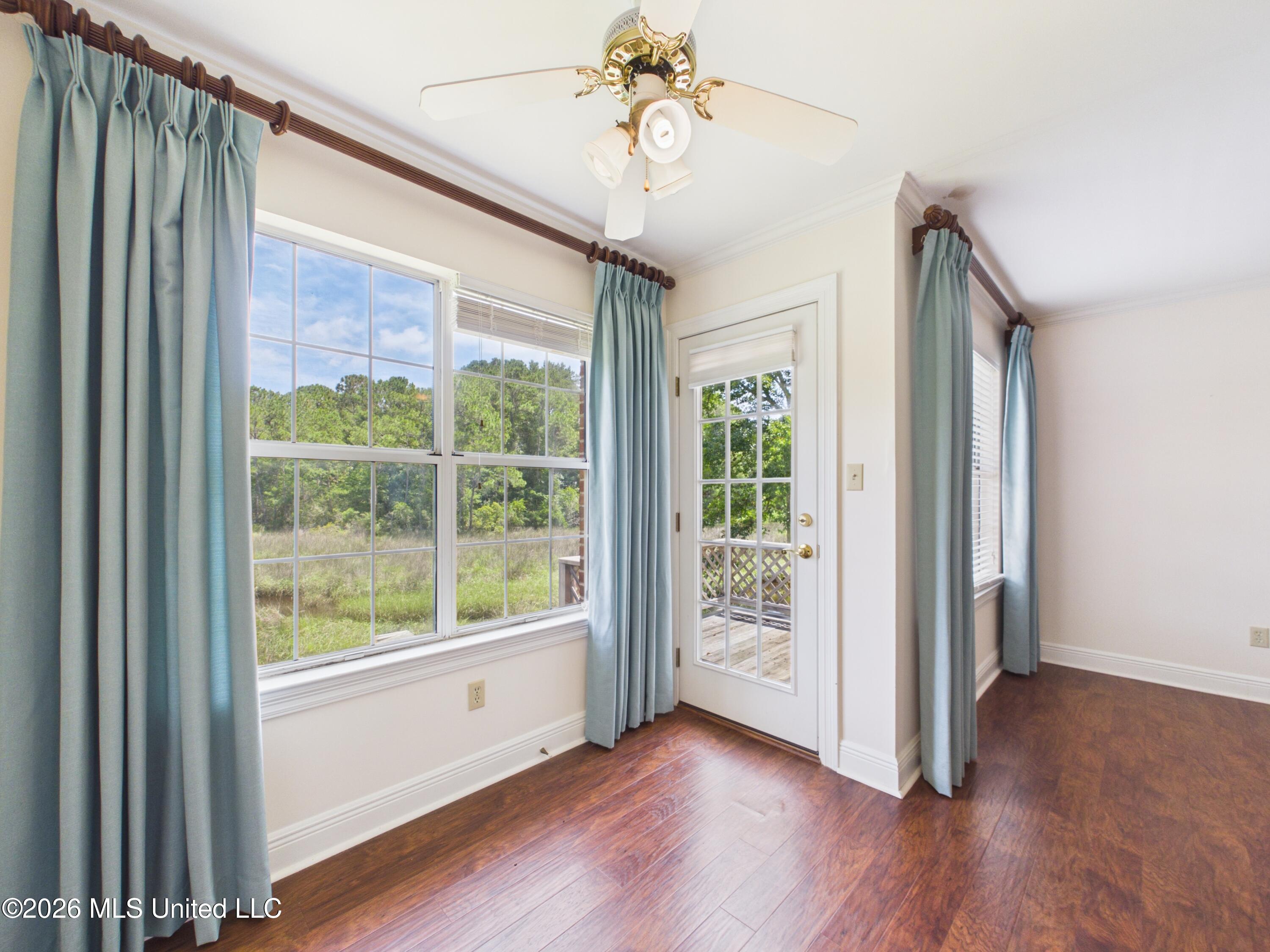 1068 Conley Circle Property Photo 22