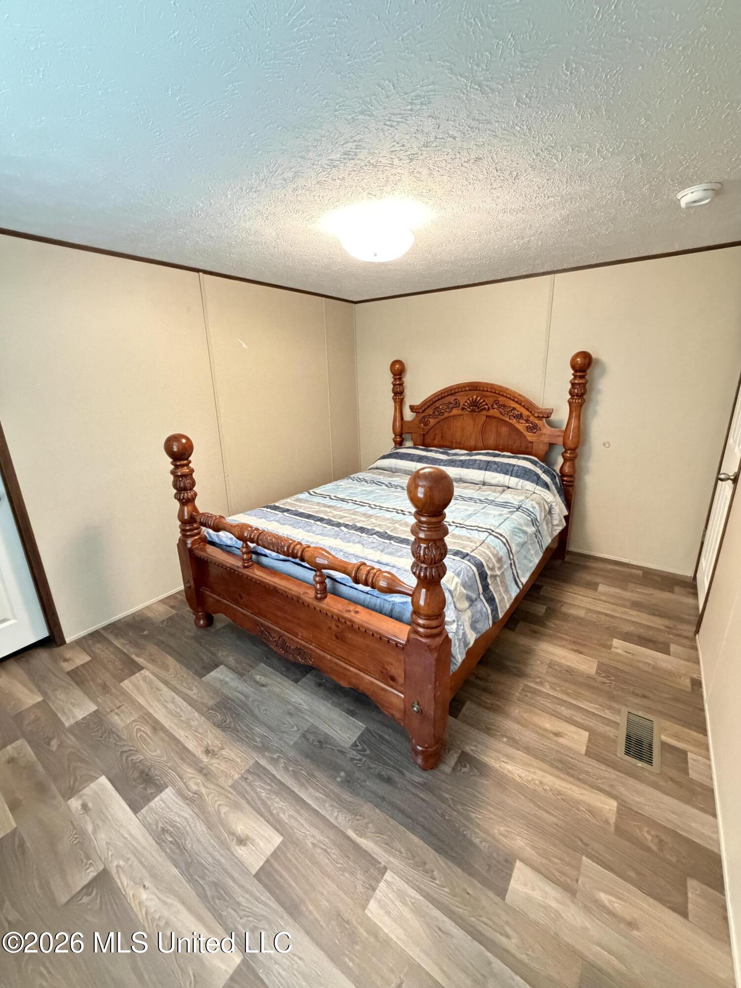 1123 Joel Lang Road Property Photo 12