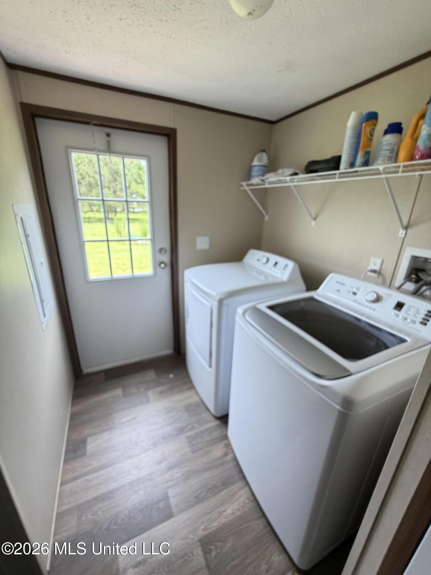 1123 Joel Lang Road Property Photo 16