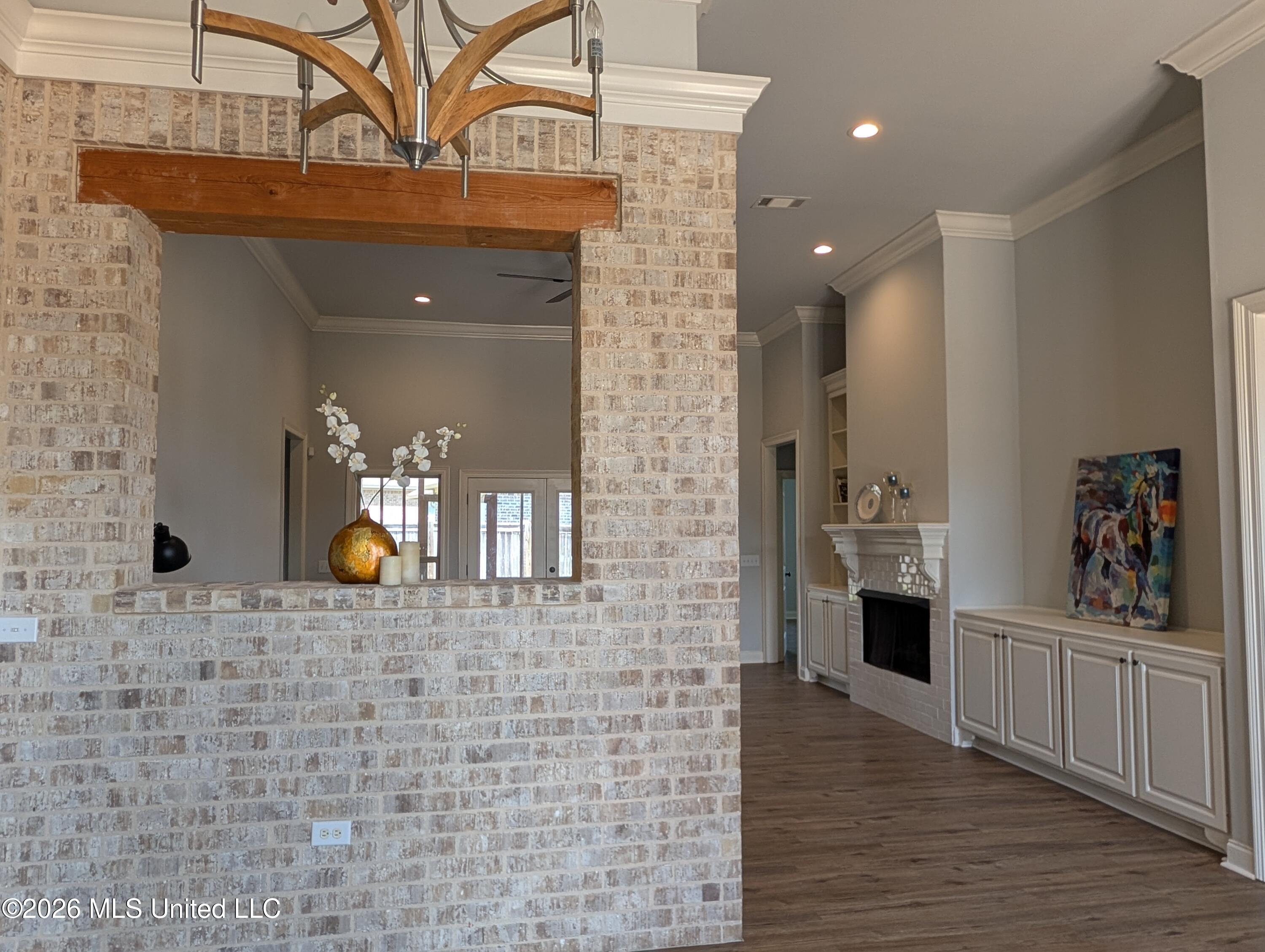 602 Emerald Court Property Photo 4