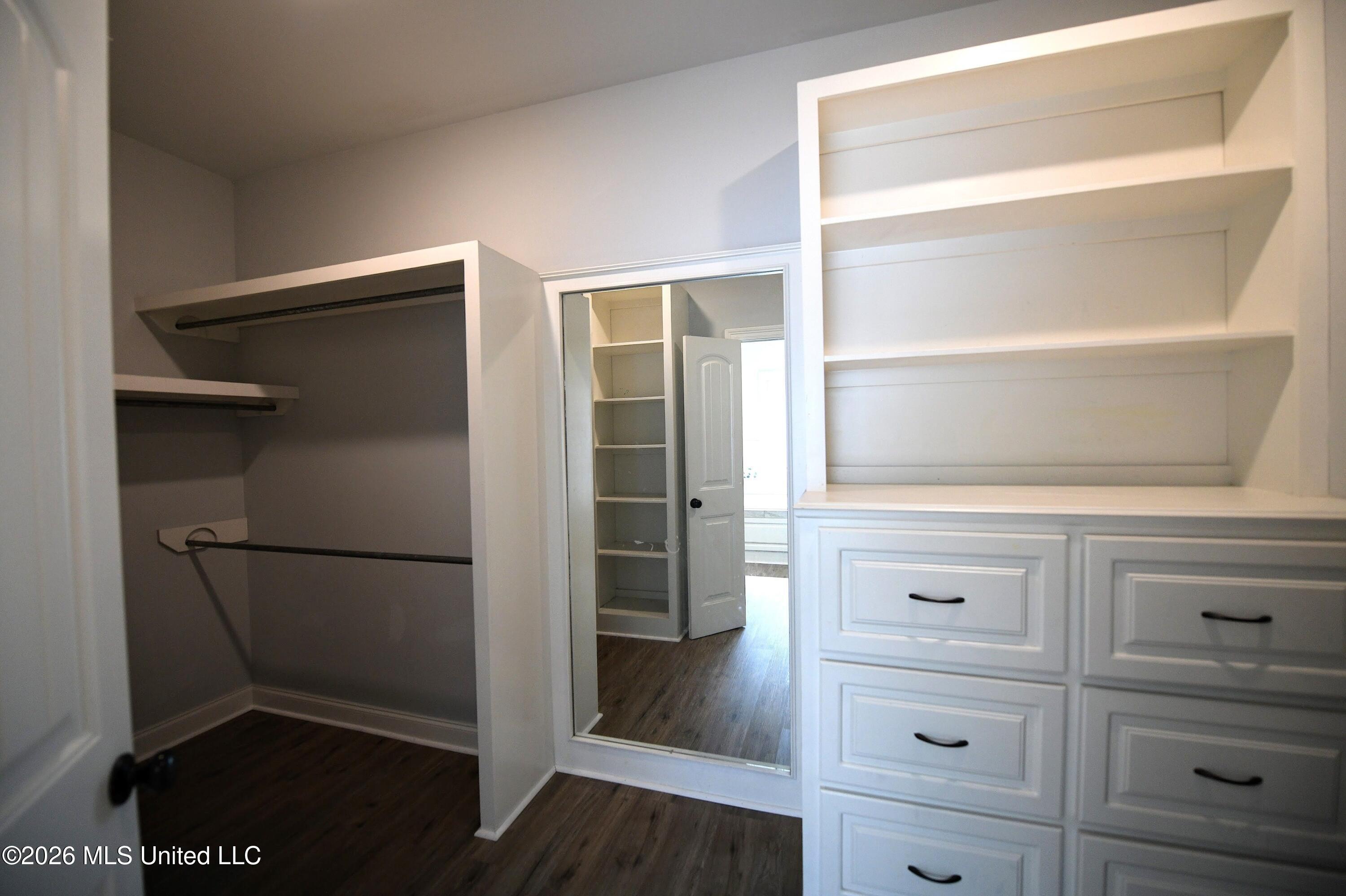 602 Emerald Court Property Photo 17