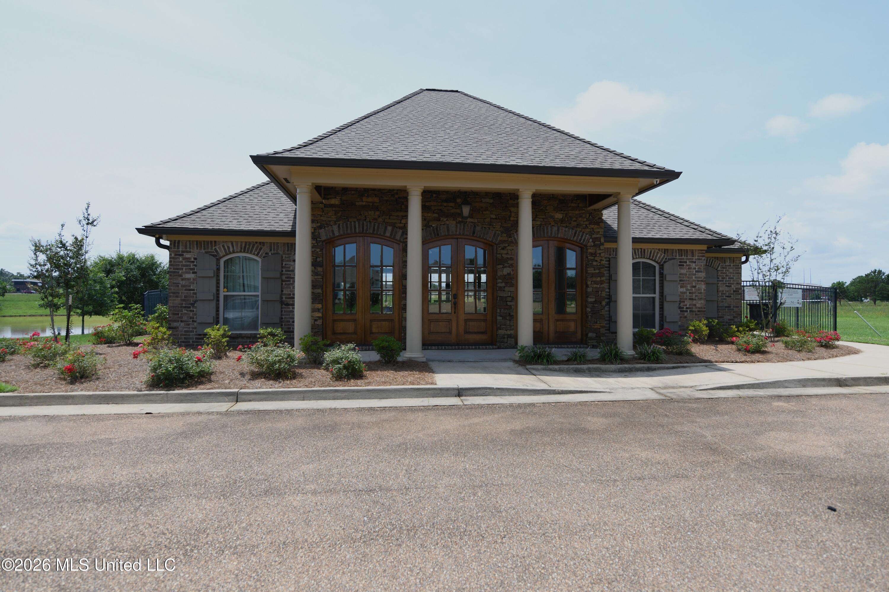 602 Emerald Court Property Photo 23
