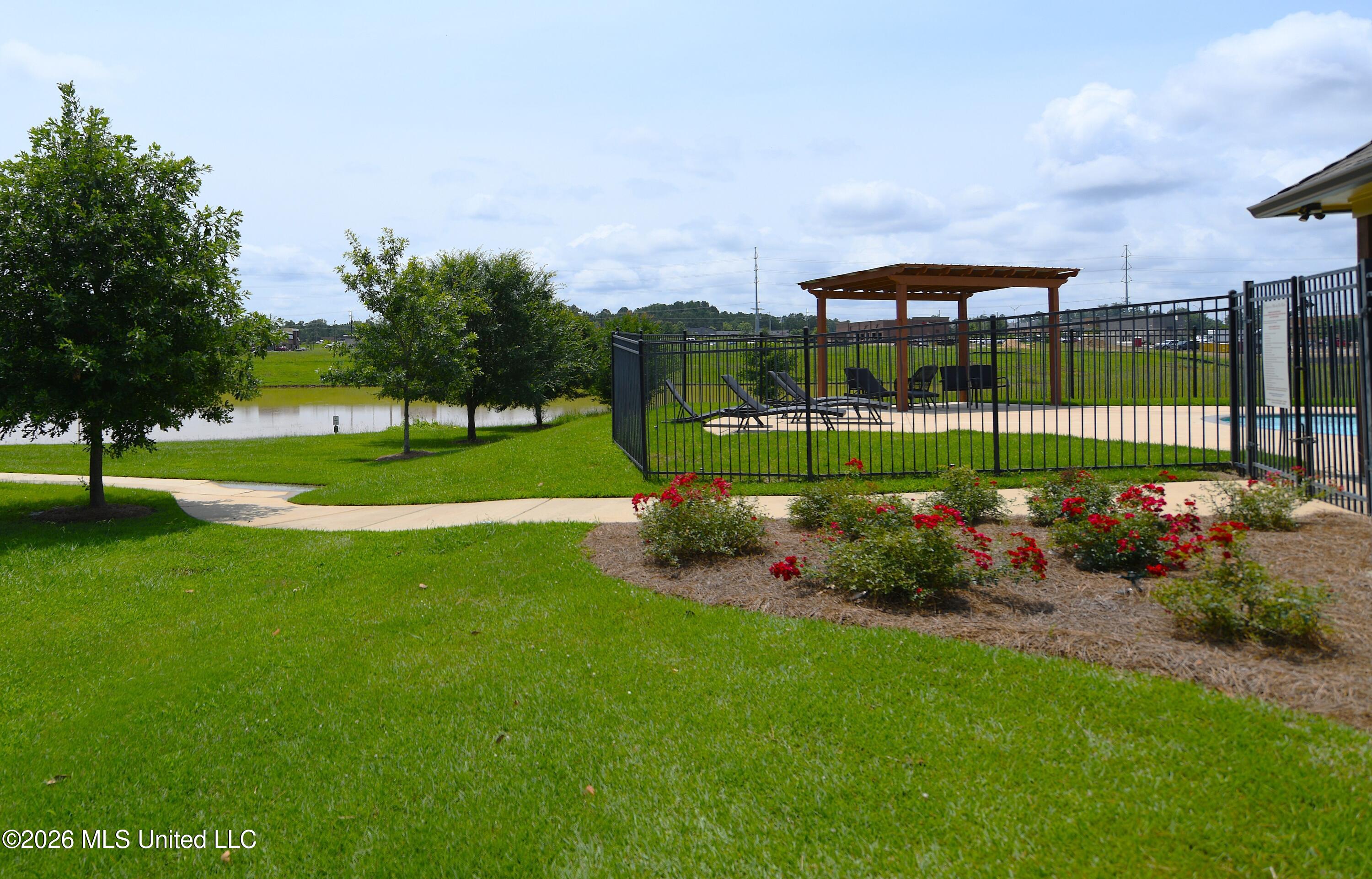 602 Emerald Court Property Photo 24
